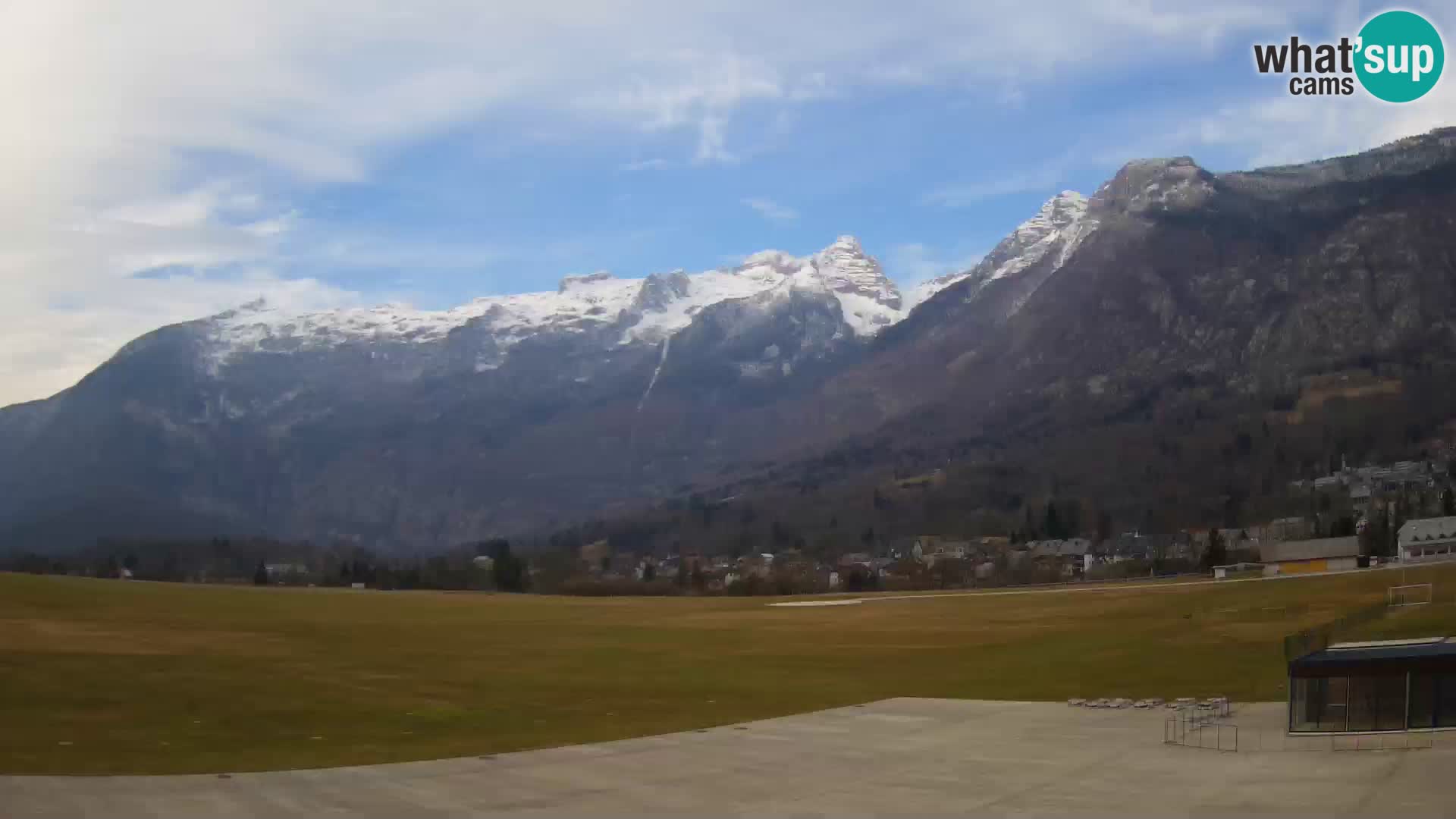 Webcam en direct Aéroport de Bovec – Vue sur Kanin