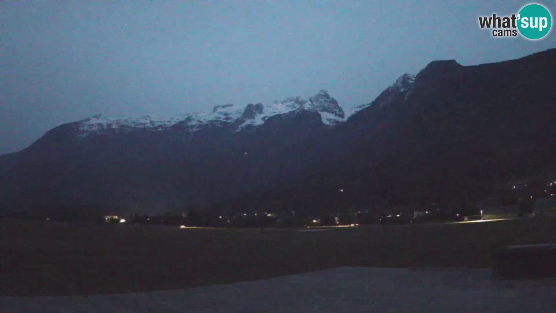 Live webcam Bovec airport – View to Kanin