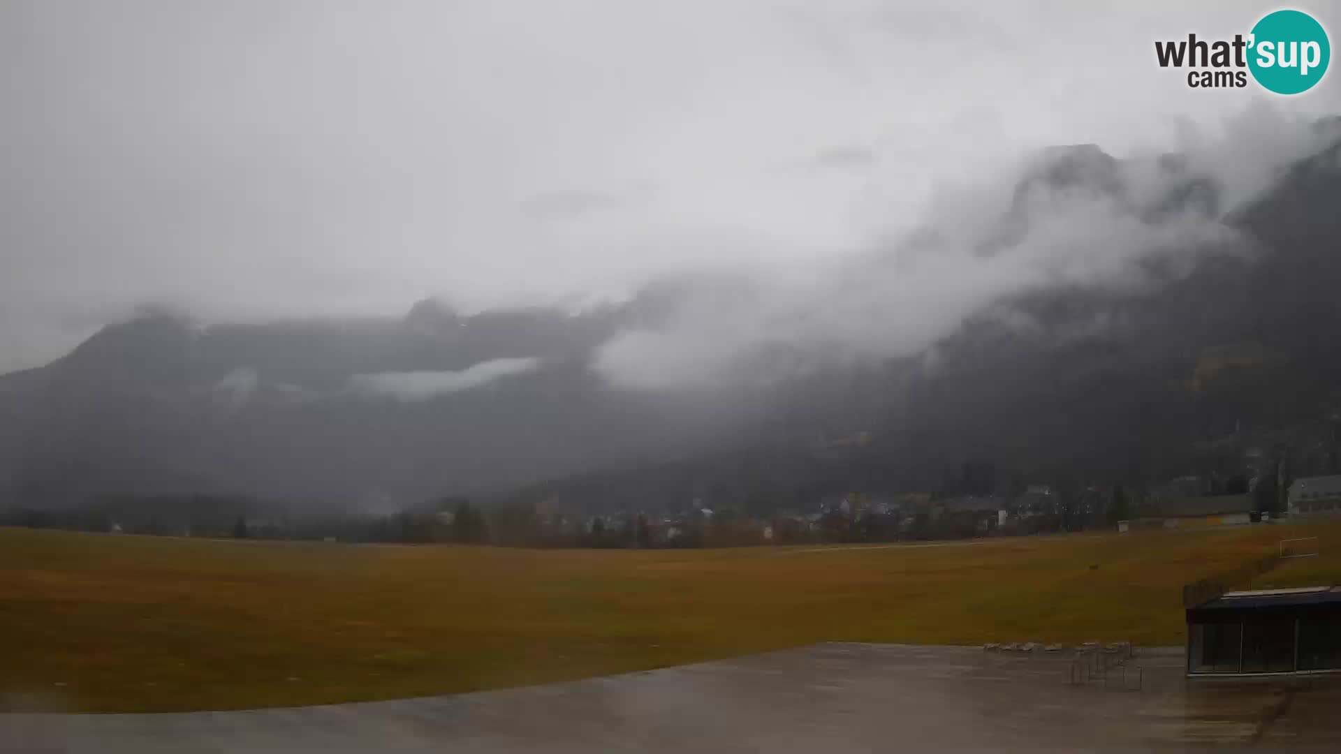 Cámara web en vivo Aeropuerto de Bovec – Vista a Kanin