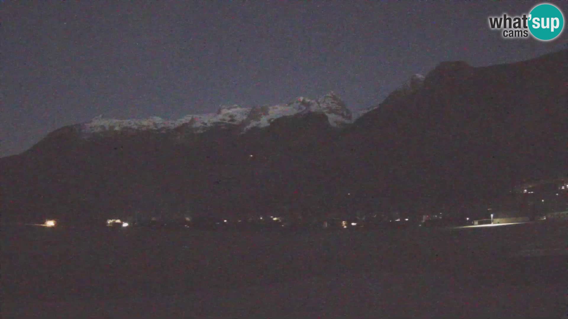 Webcam en direct Aéroport de Bovec – Vue sur Kanin