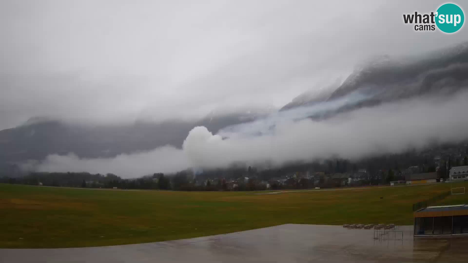 Cámara web en vivo Aeropuerto de Bovec – Vista a Kanin