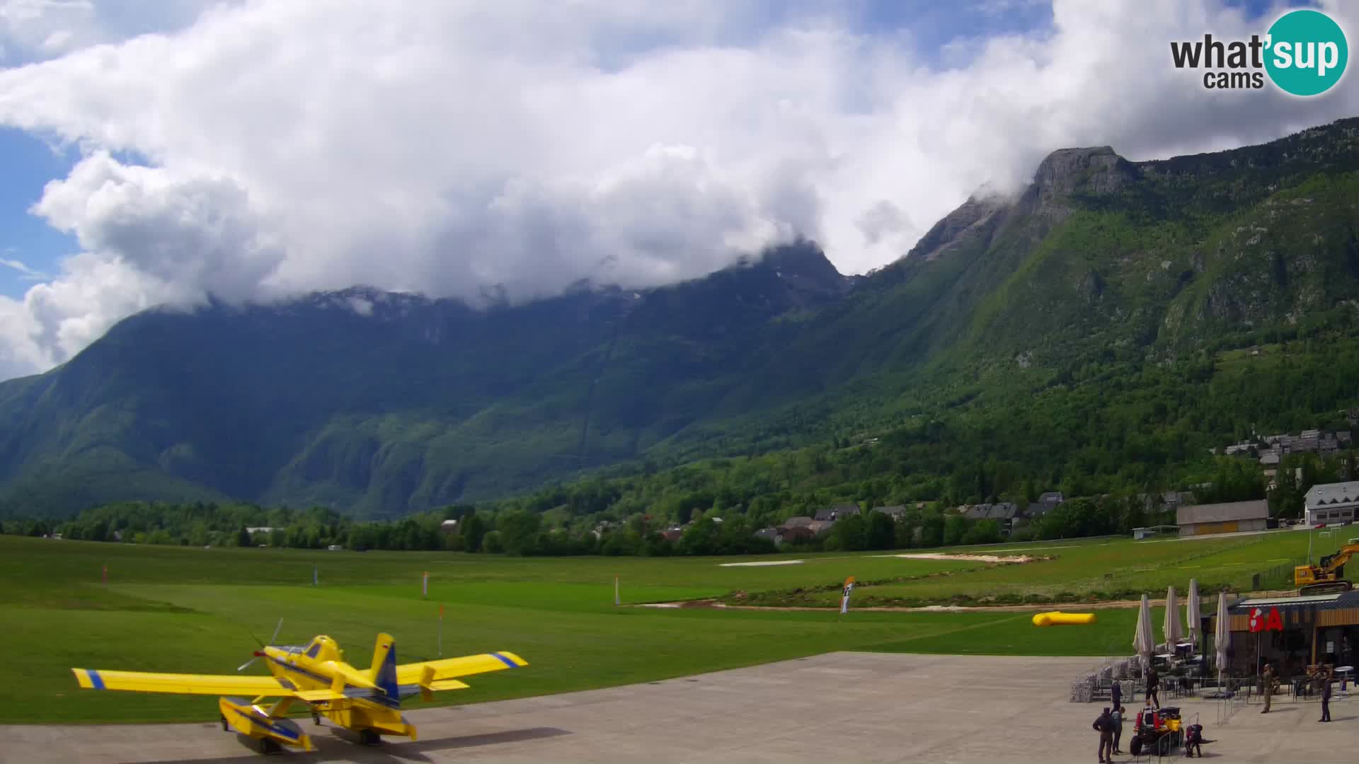 Webcam en direct Aéroport de Bovec – Vue sur Kanin