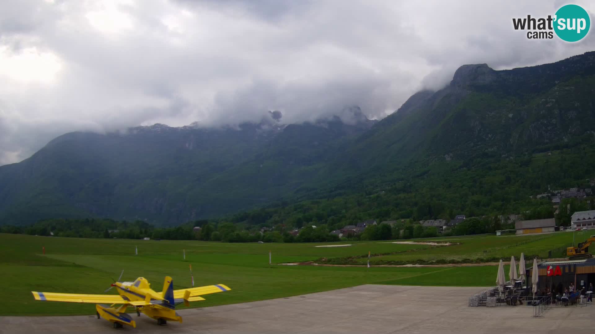 Cámara web en vivo Aeropuerto de Bovec – Vista a Kanin