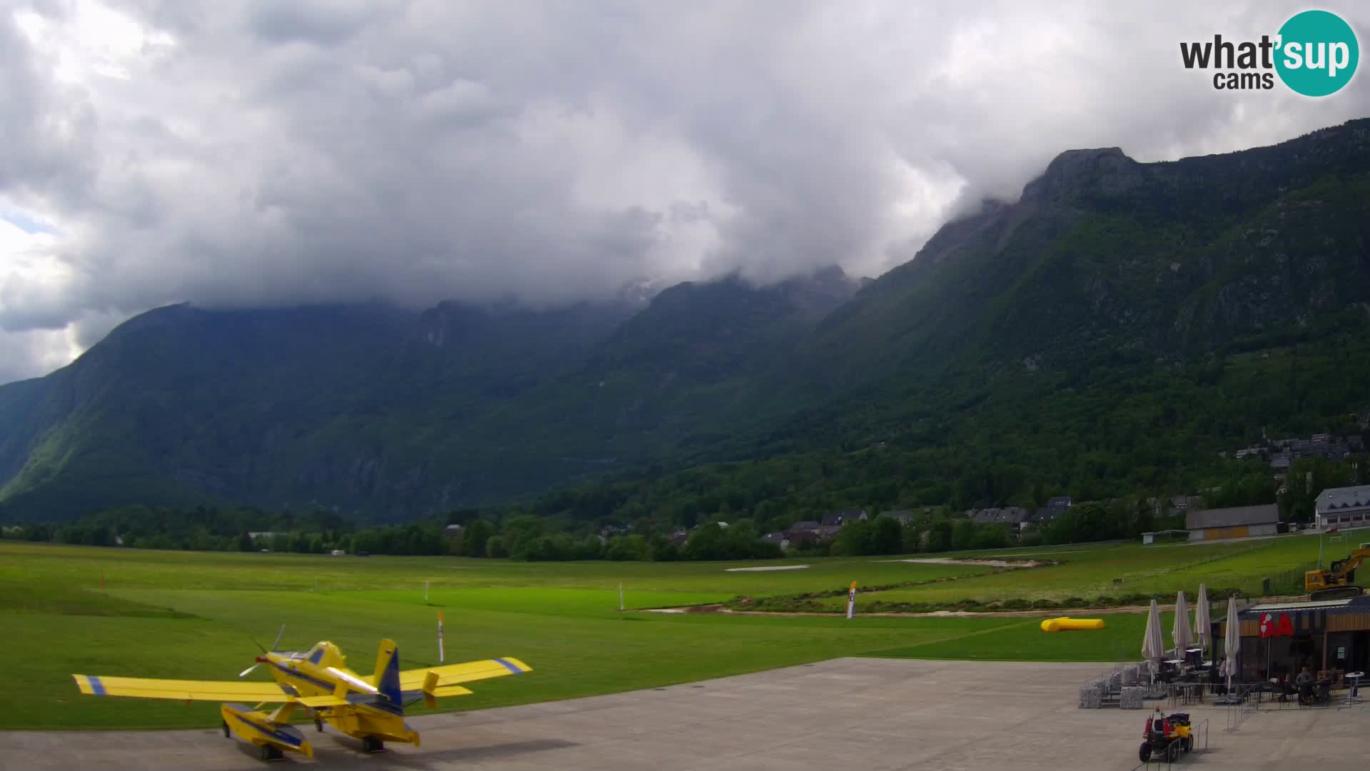 Cámara web en vivo Aeropuerto de Bovec – Vista a Kanin
