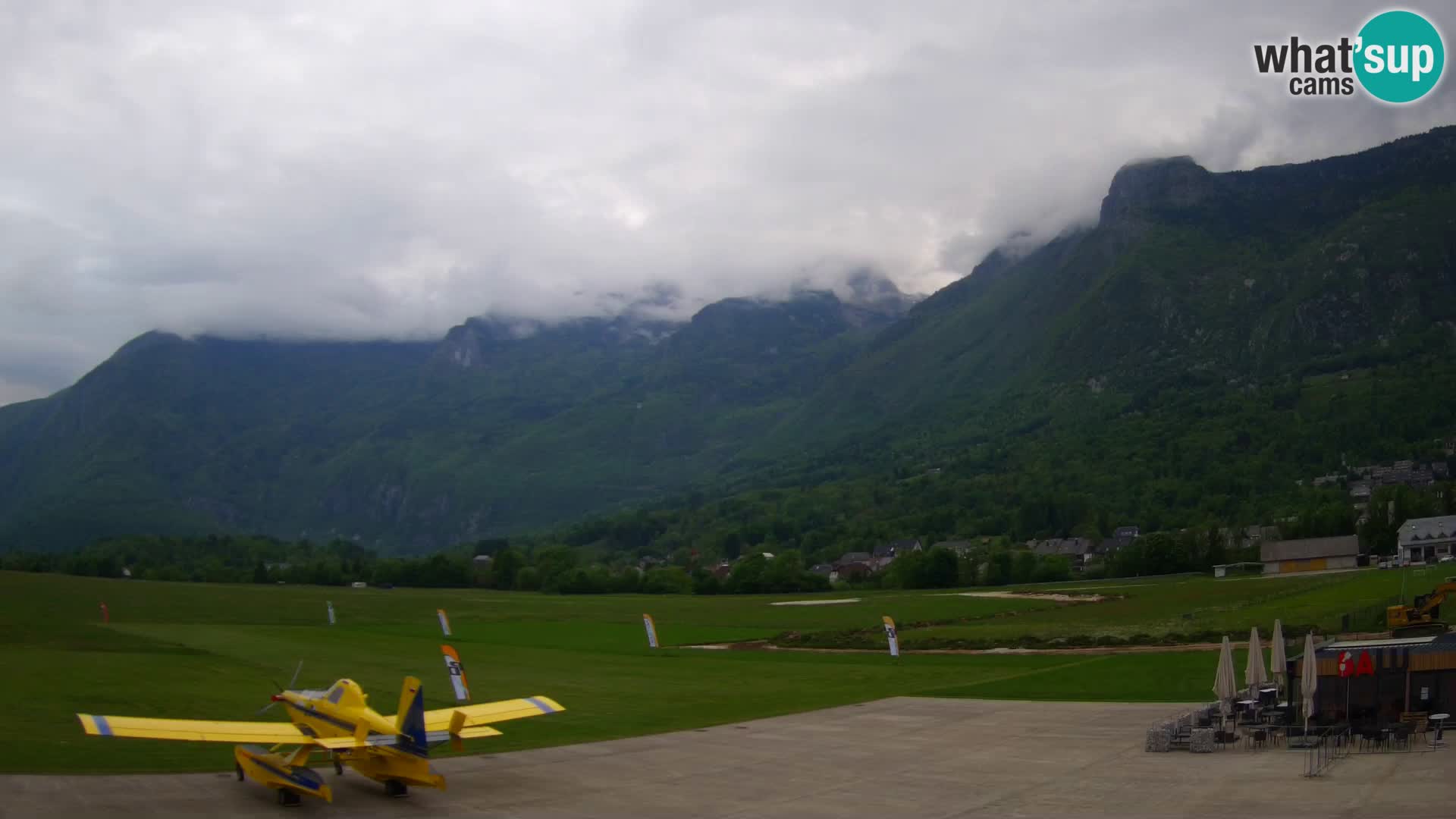 Cámara web en vivo Aeropuerto de Bovec – Vista a Kanin