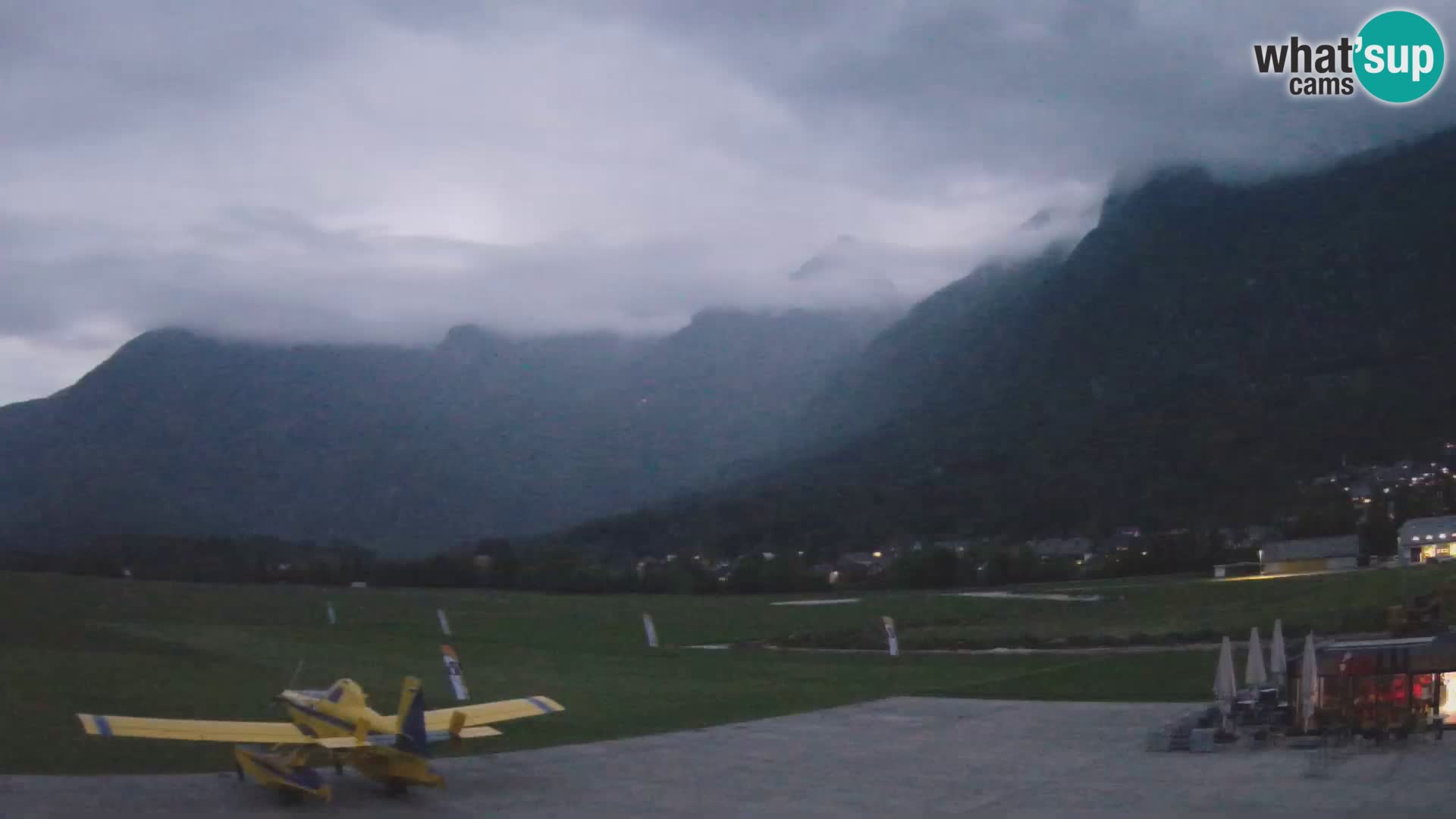 Cámara web en vivo Aeropuerto de Bovec – Vista a Kanin