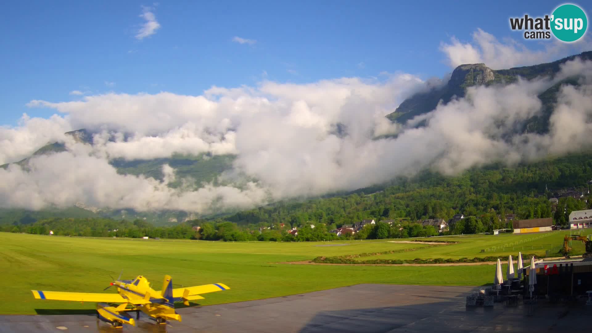 Webcam en direct Aéroport de Bovec – Vue sur Kanin