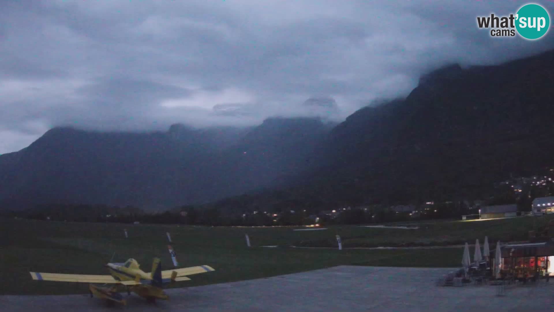 Cámara web en vivo Aeropuerto de Bovec – Vista a Kanin