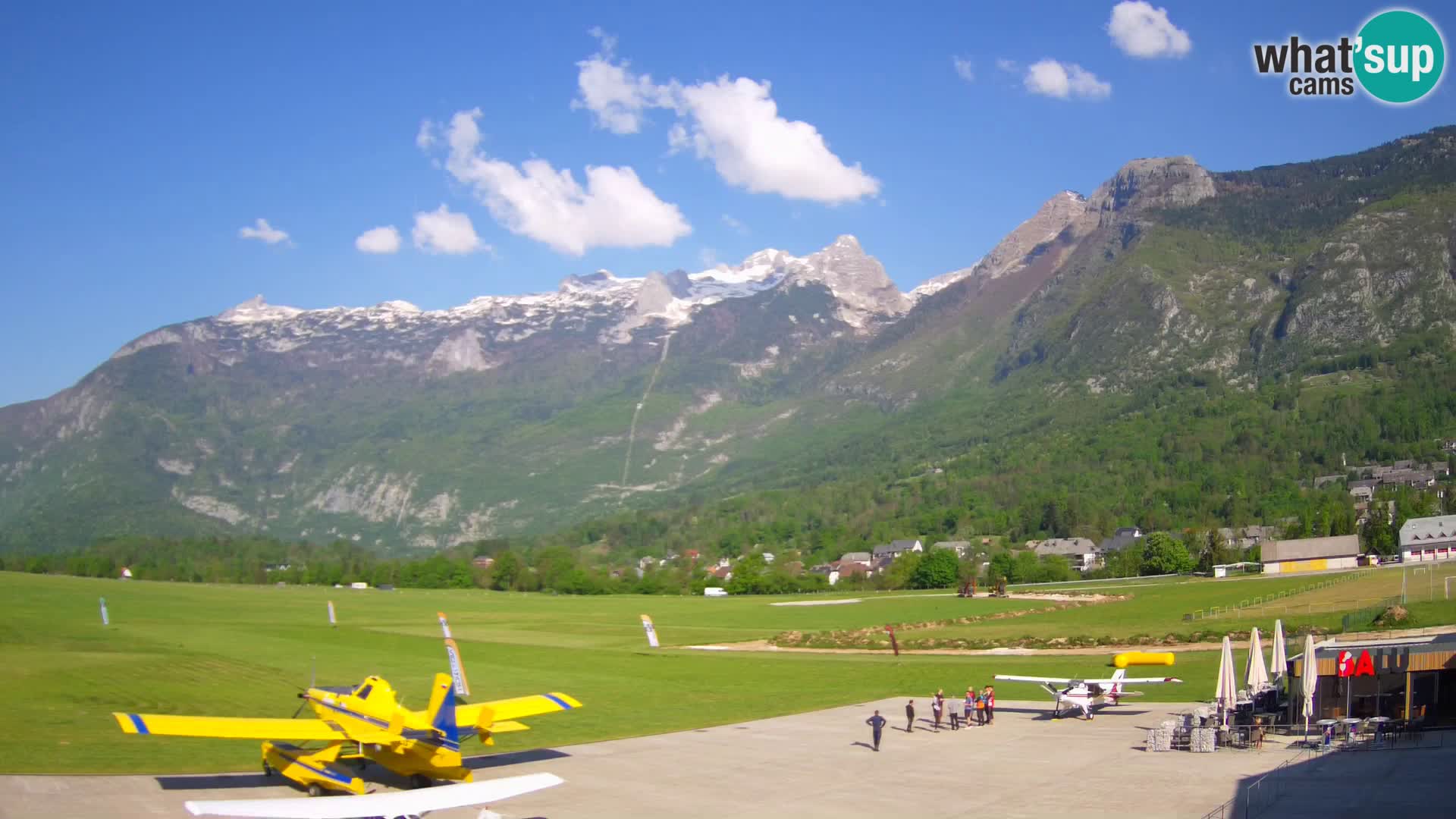 Live webcam Bovec airport – View to Kanin