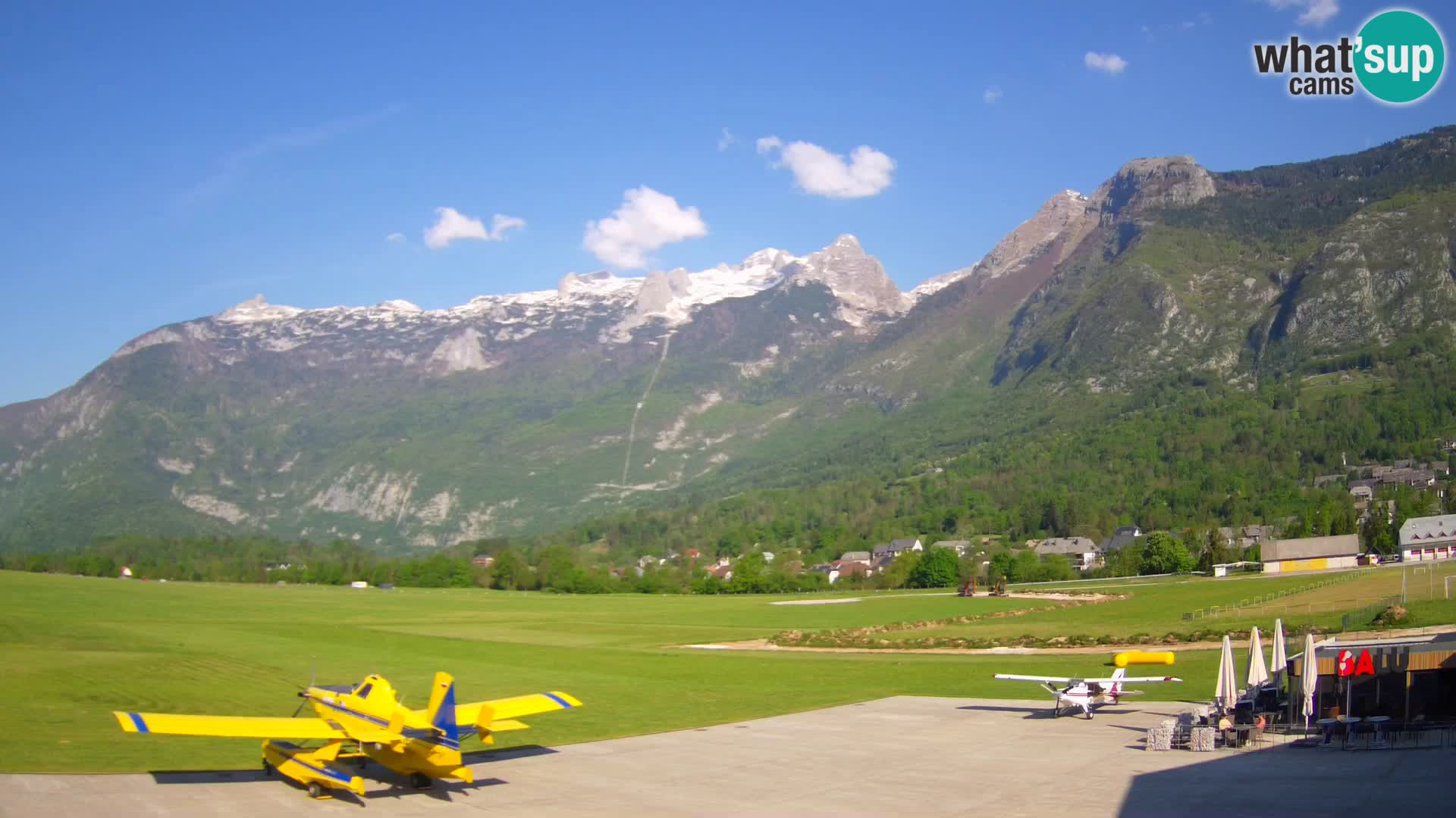 Live webcam Bovec airport – View to Kanin