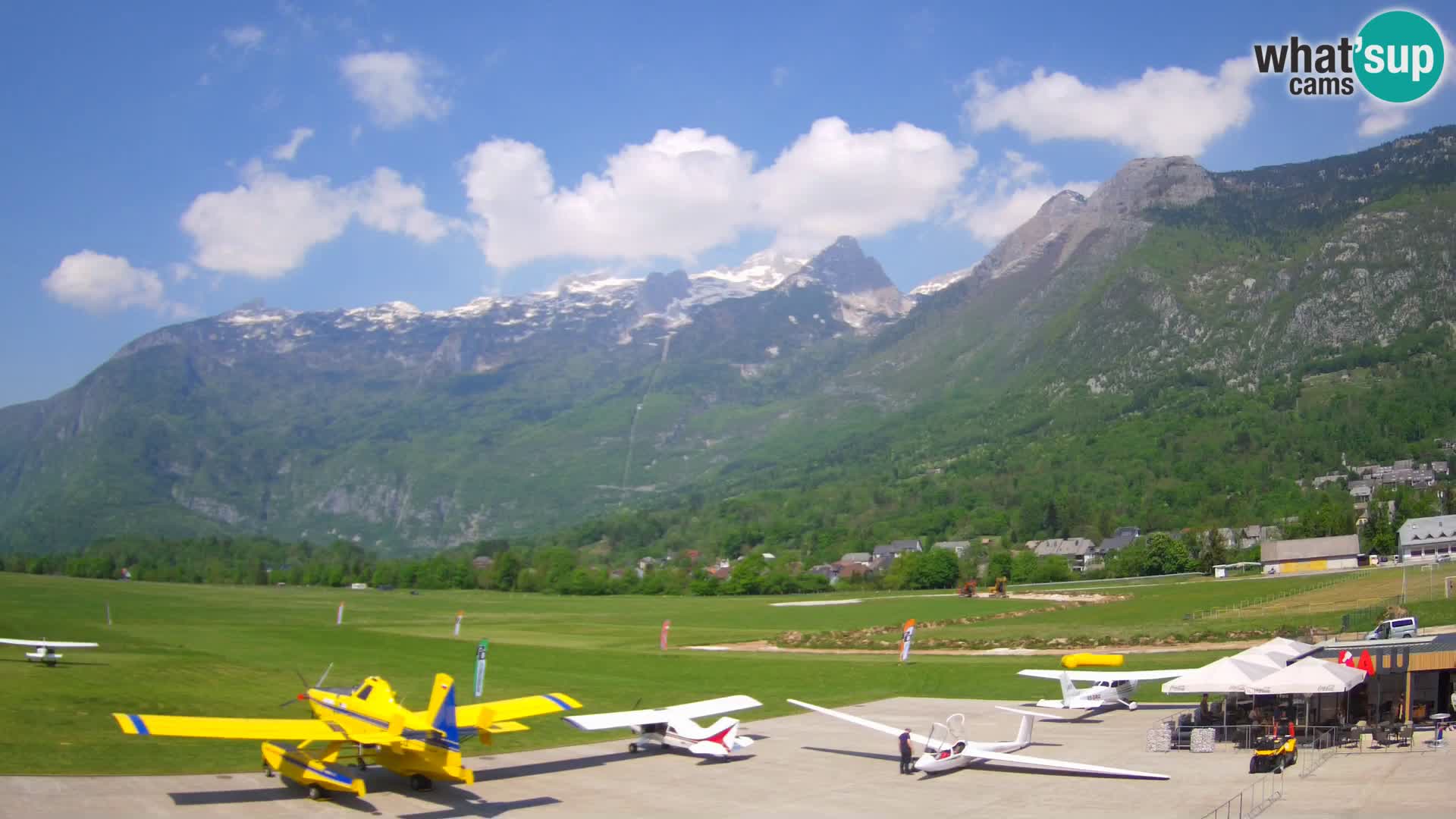 Webcam en direct Aéroport de Bovec – Vue sur Kanin