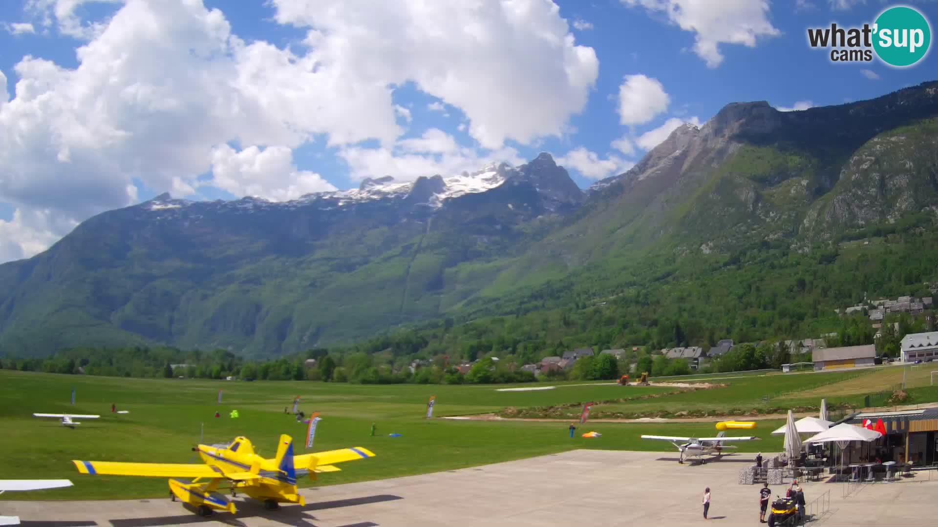 Webcam en direct Aéroport de Bovec – Vue sur Kanin