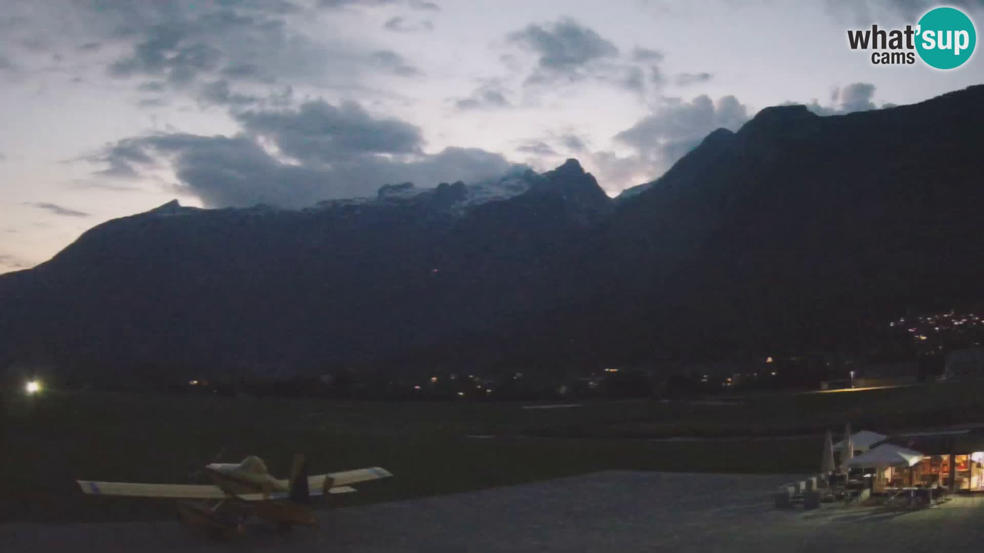 Webcam en direct Aéroport de Bovec – Vue sur Kanin