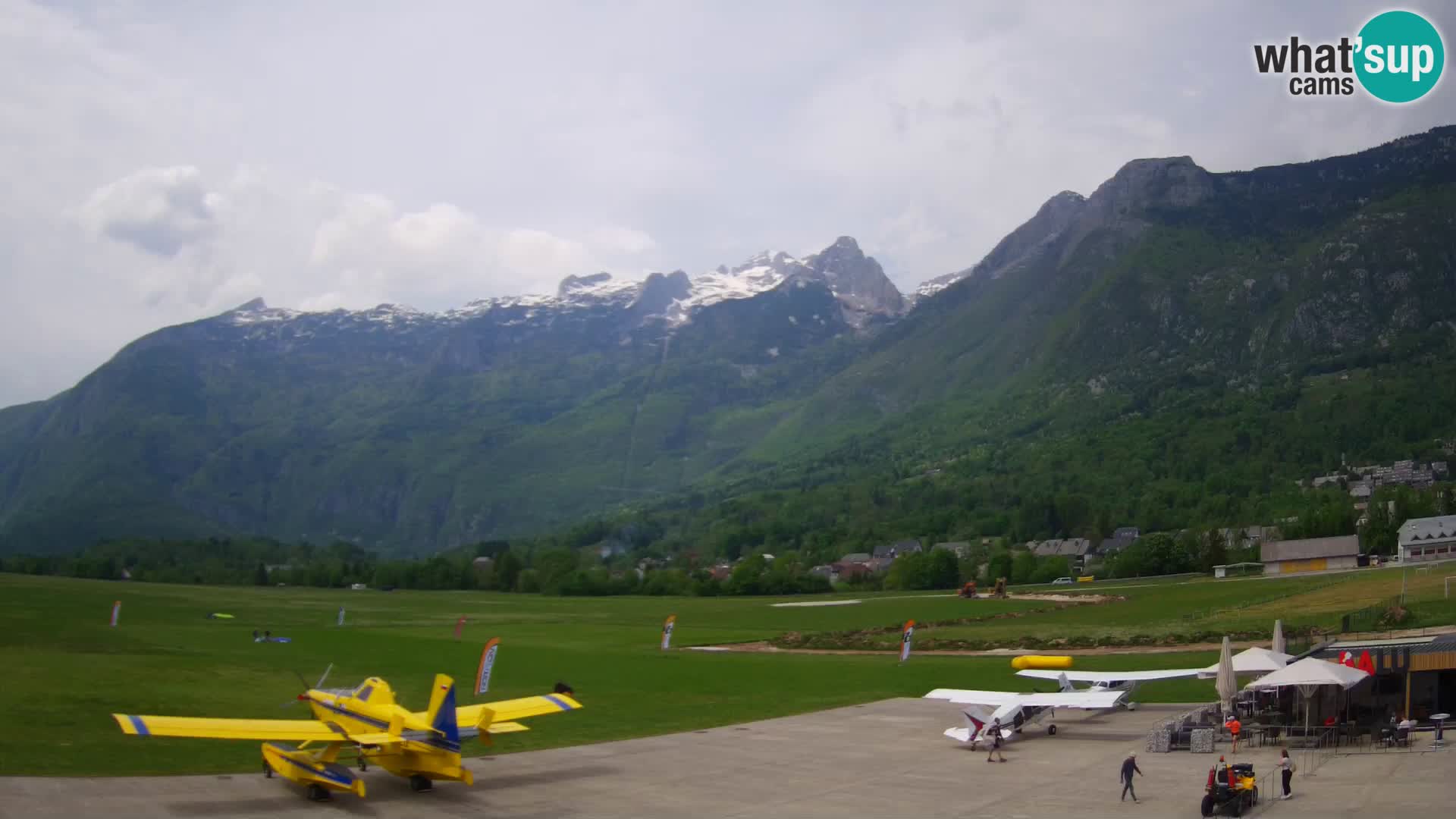 Webcam en direct Aéroport de Bovec – Vue sur Kanin