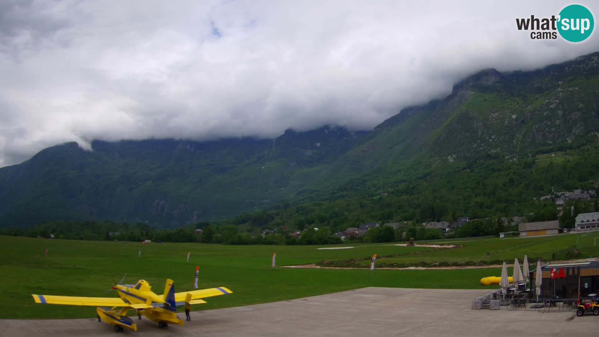 Webcam en direct Aéroport de Bovec – Vue sur Kanin