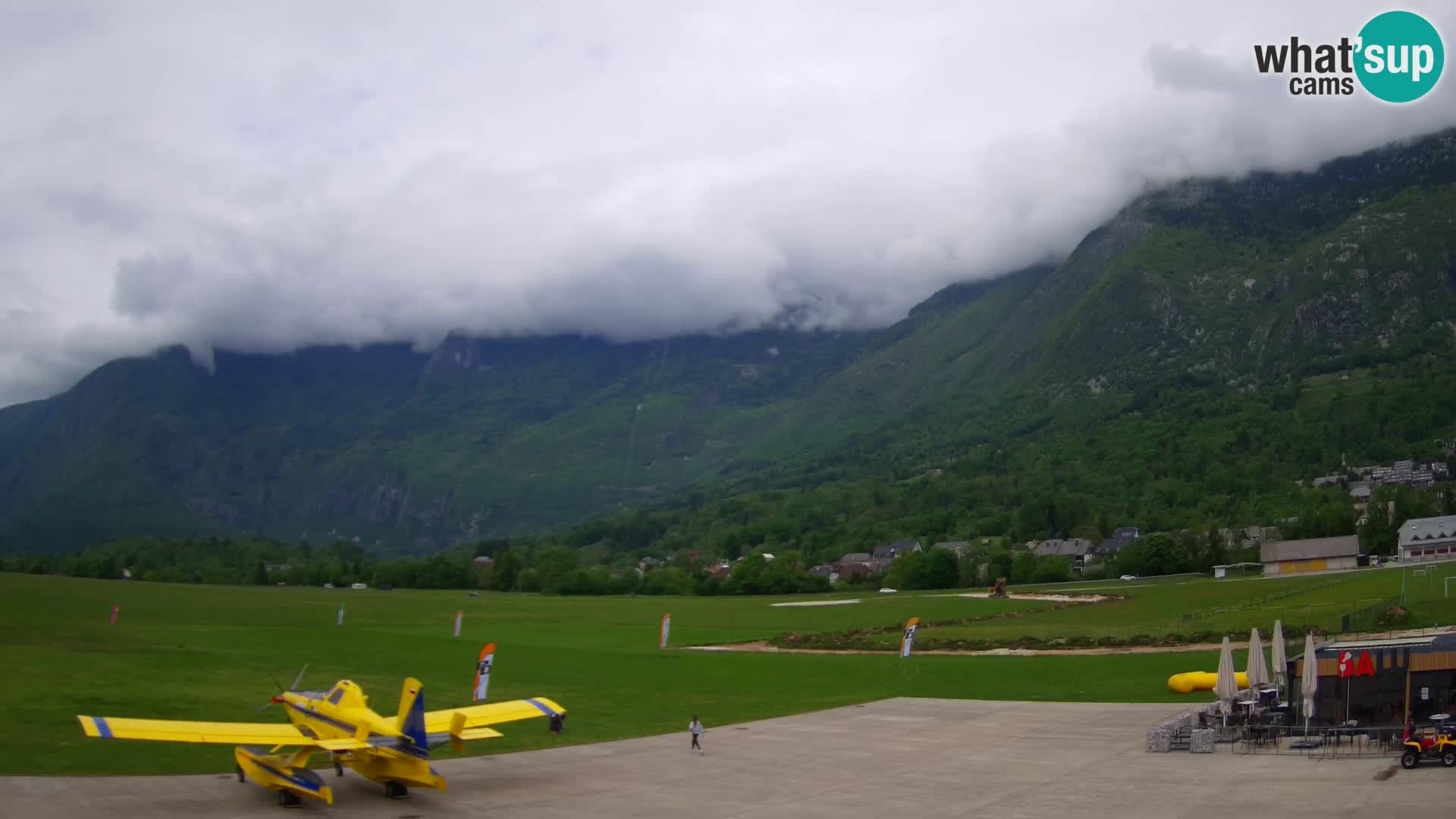 Cámara web en vivo Aeropuerto de Bovec – Vista a Kanin