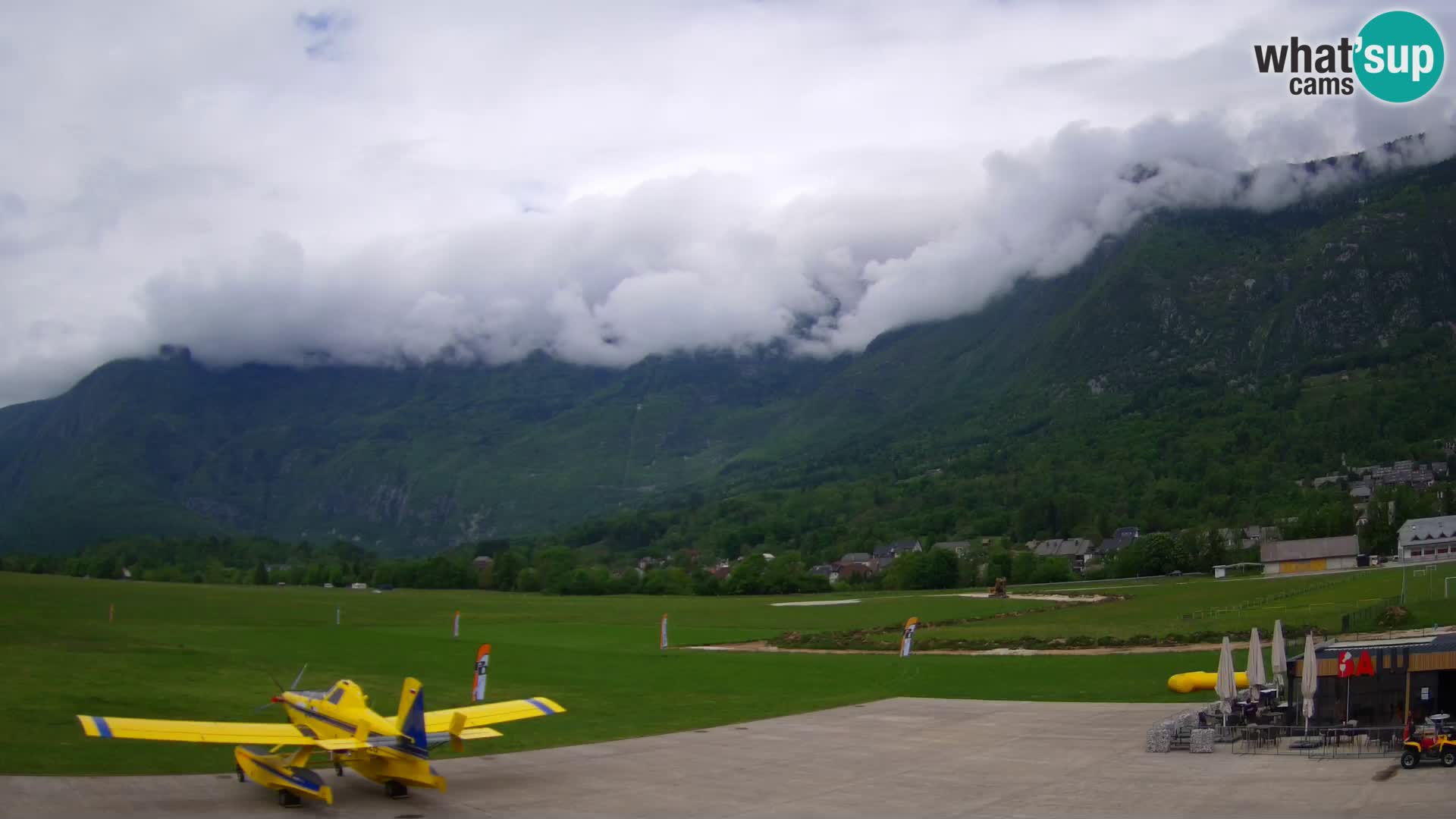 Cámara web en vivo Aeropuerto de Bovec – Vista a Kanin