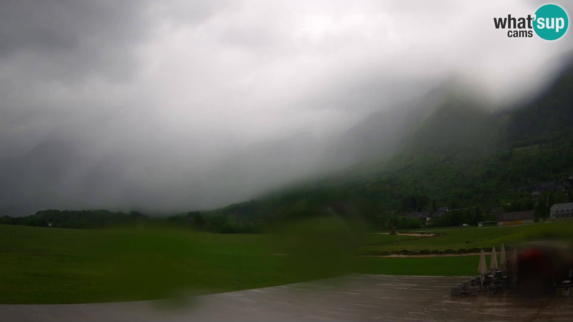 Live webcam Bovec airport – View to Kanin