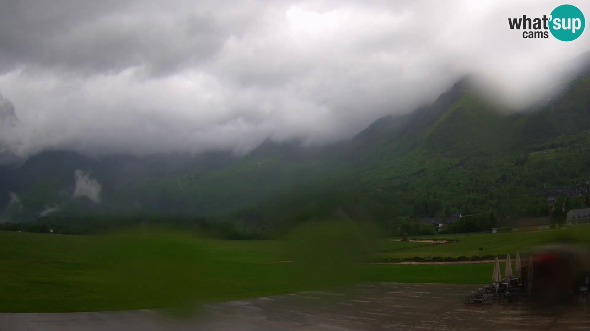 Cámara web en vivo Aeropuerto de Bovec – Vista a Kanin