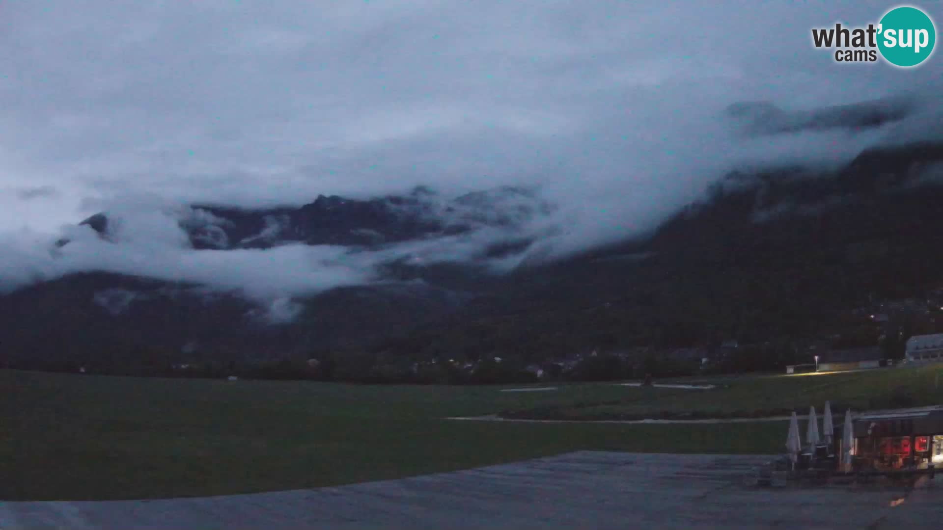 Cámara web en vivo Aeropuerto de Bovec – Vista a Kanin