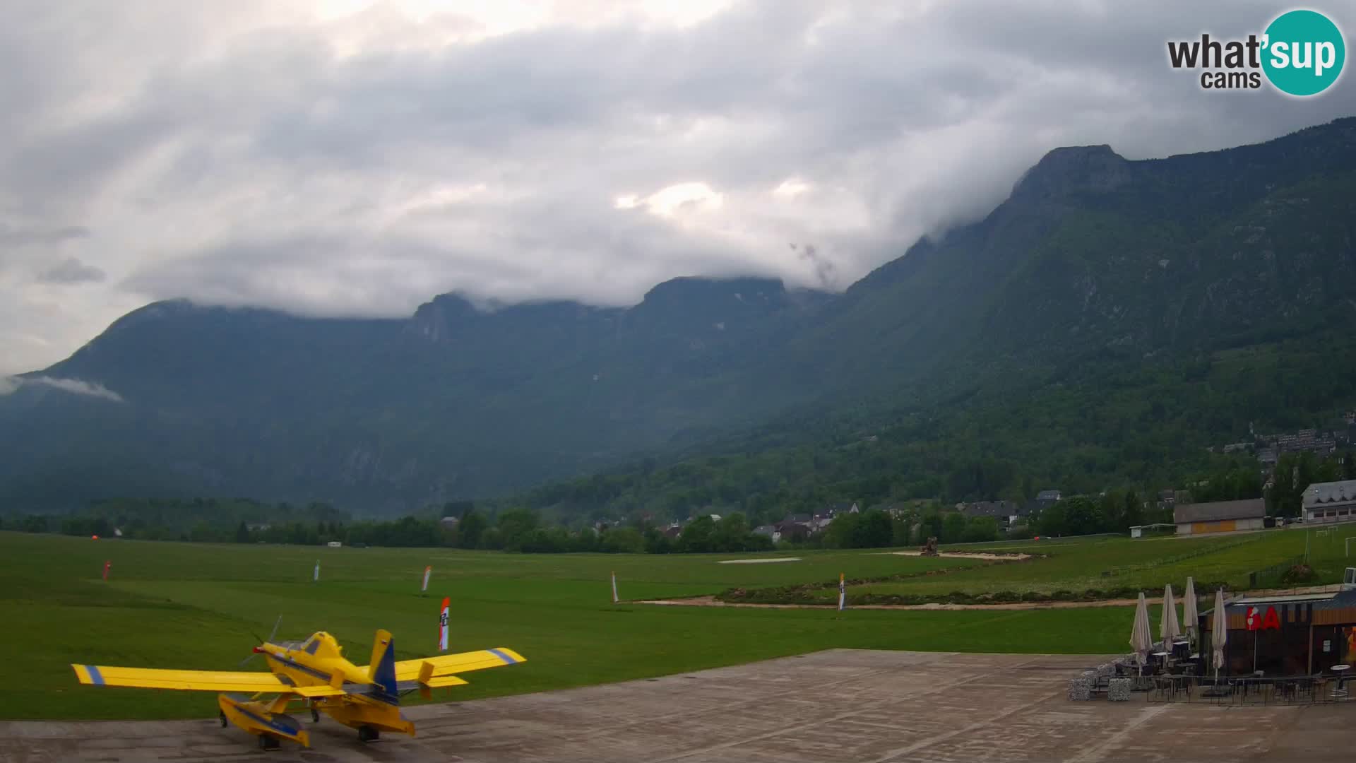 Webcam en direct Aéroport de Bovec – Vue sur Kanin
