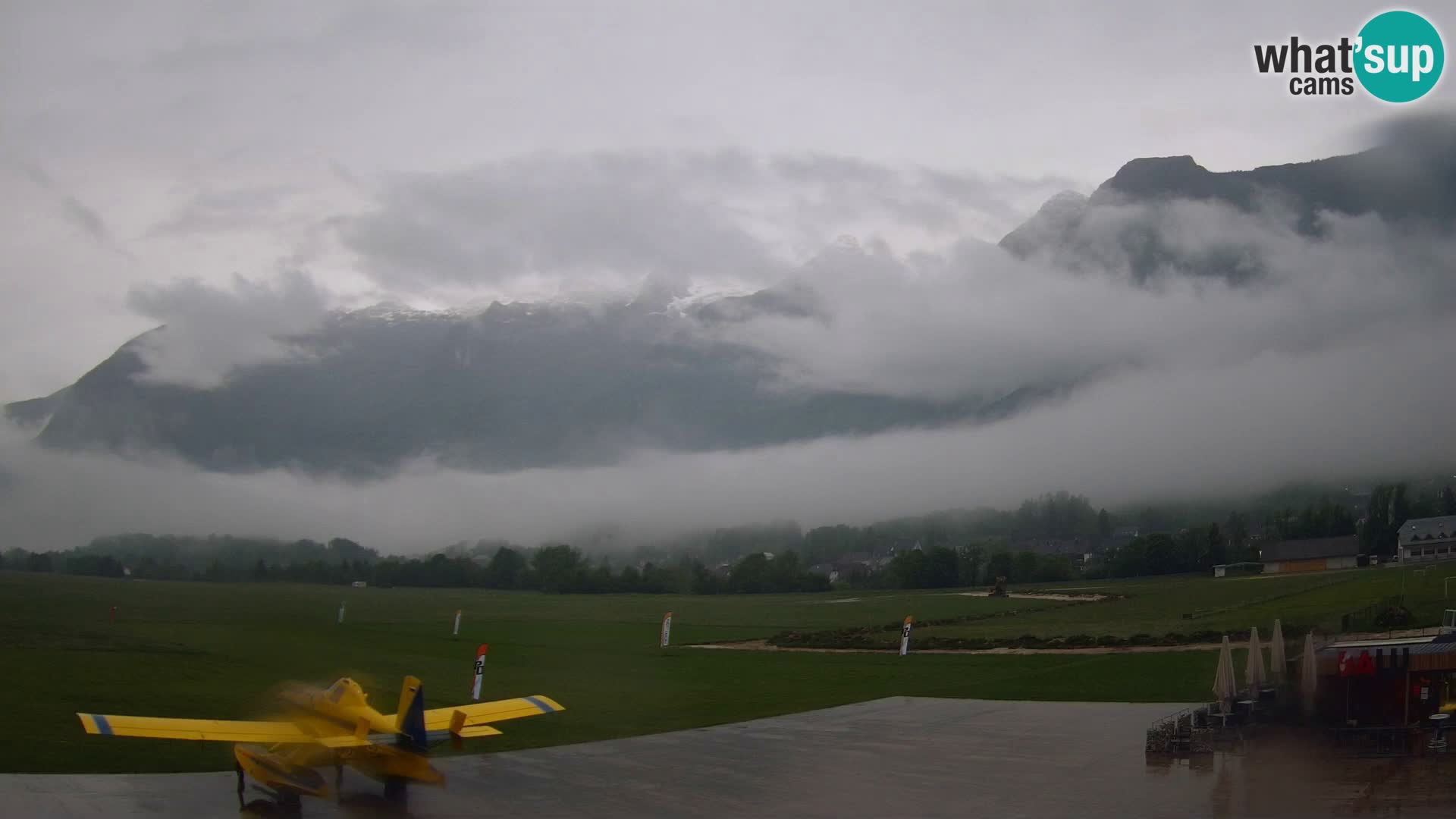 Cámara web en vivo Aeropuerto de Bovec – Vista a Kanin