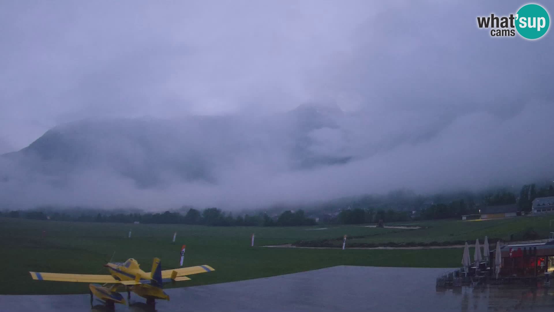 Cámara web en vivo Aeropuerto de Bovec – Vista a Kanin
