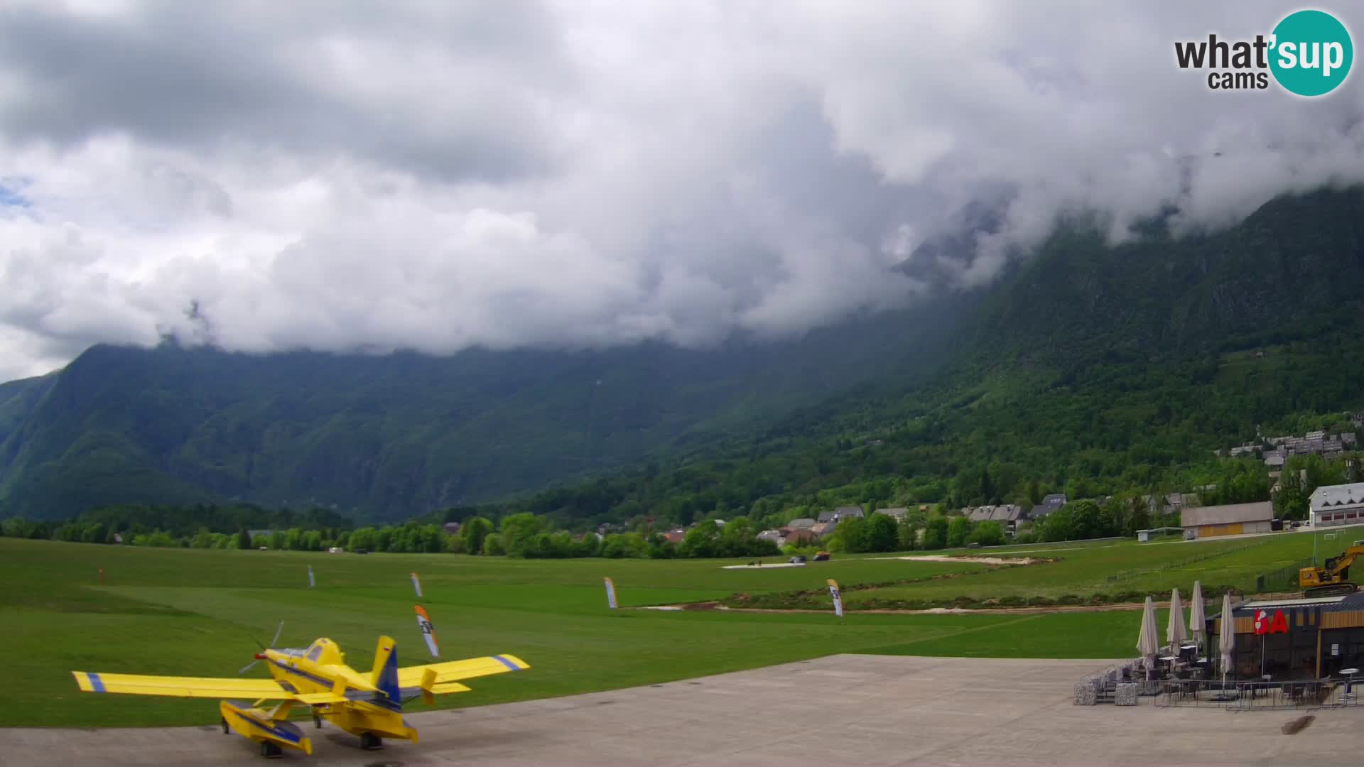 Live webcam Bovec airport – View to Kanin