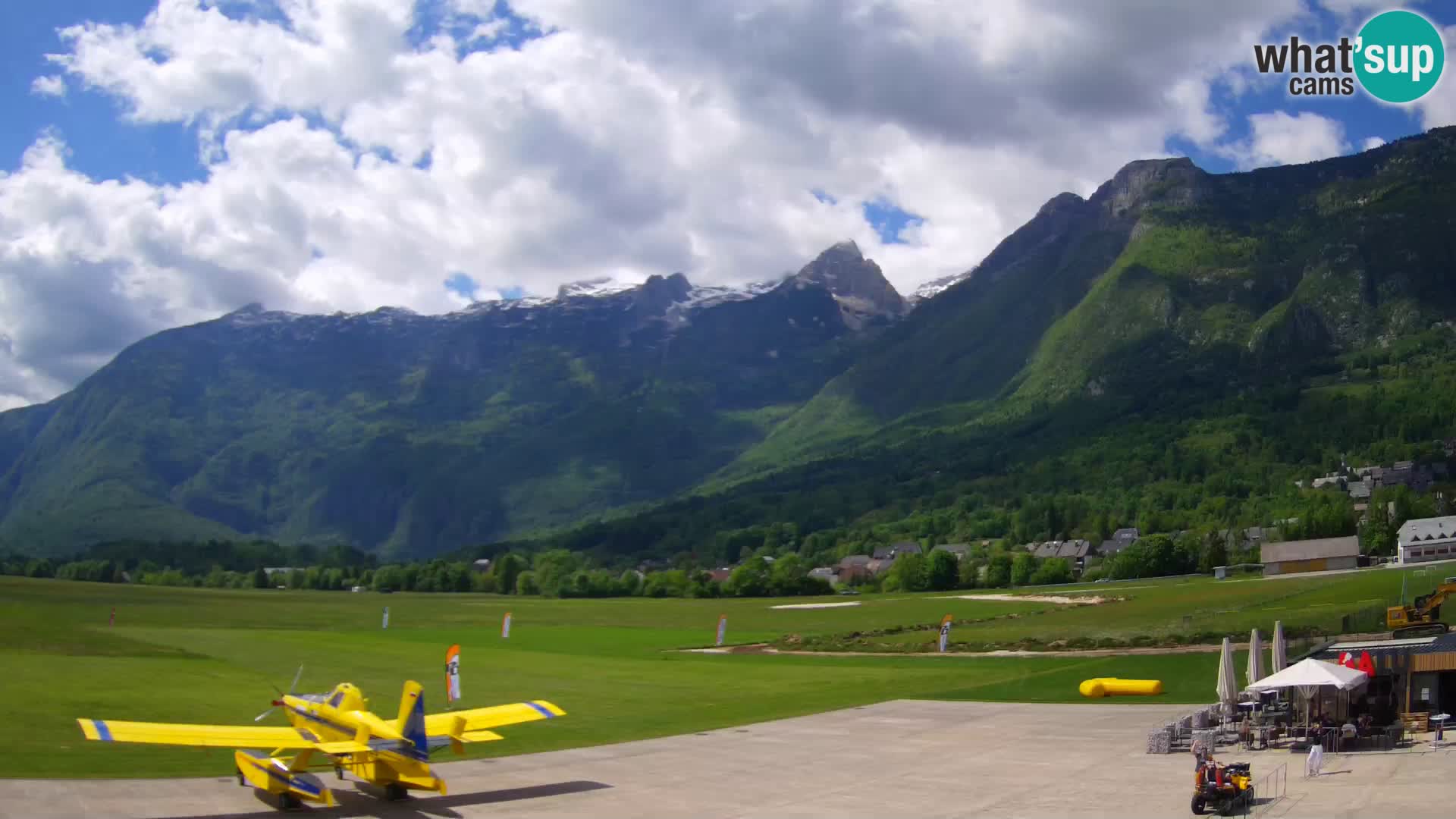 Webcam en direct Aéroport de Bovec – Vue sur Kanin