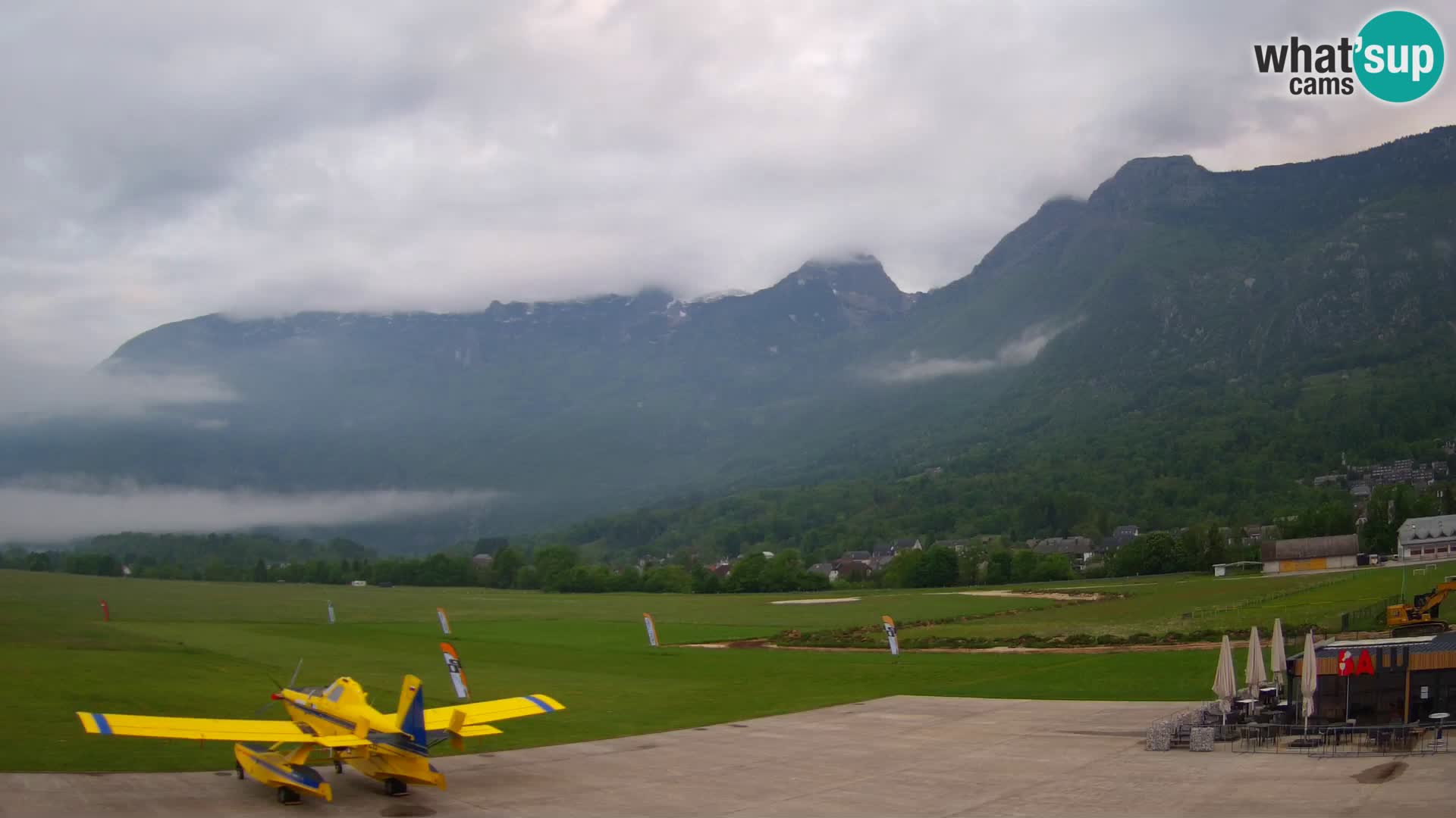 Cámara web en vivo Aeropuerto de Bovec – Vista a Kanin