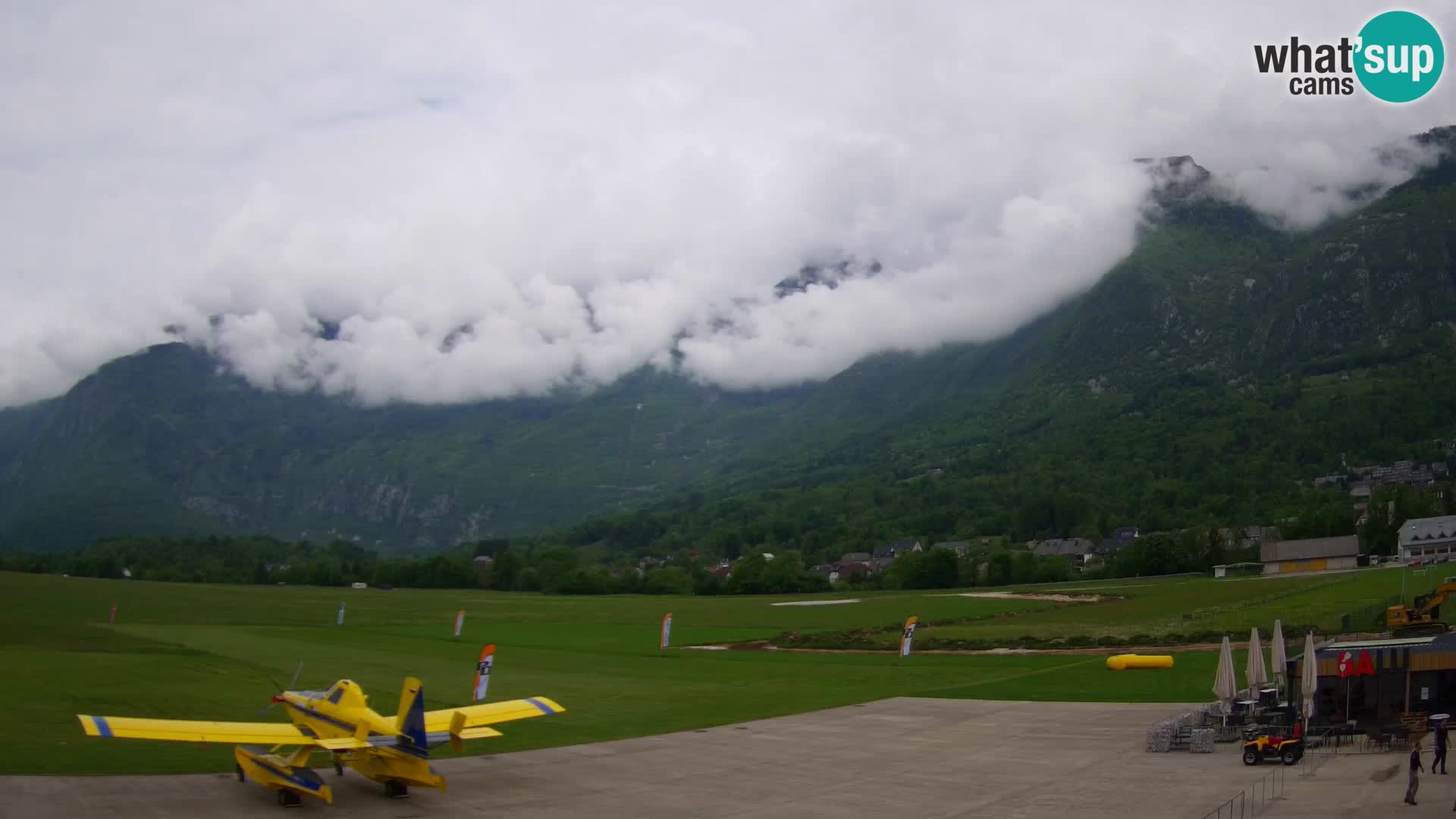 Cámara web en vivo Aeropuerto de Bovec – Vista a Kanin