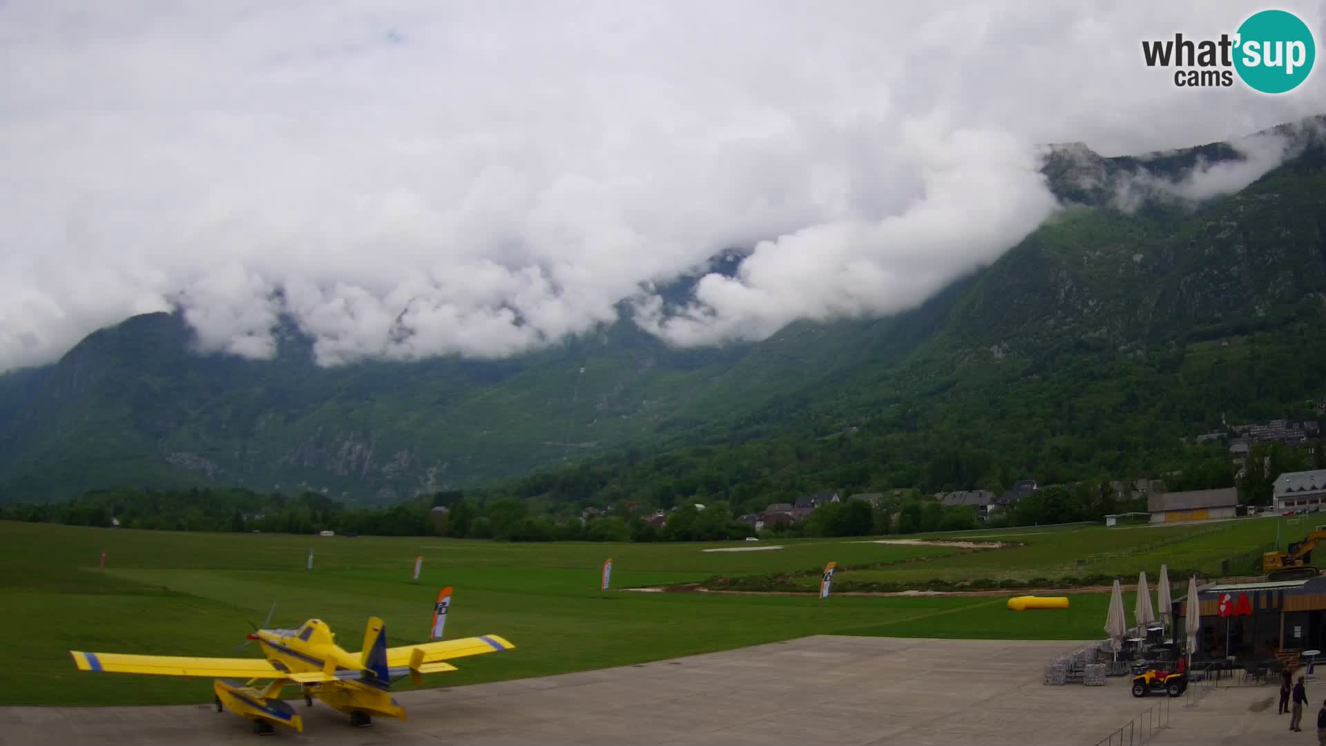 Webcam en direct Aéroport de Bovec – Vue sur Kanin