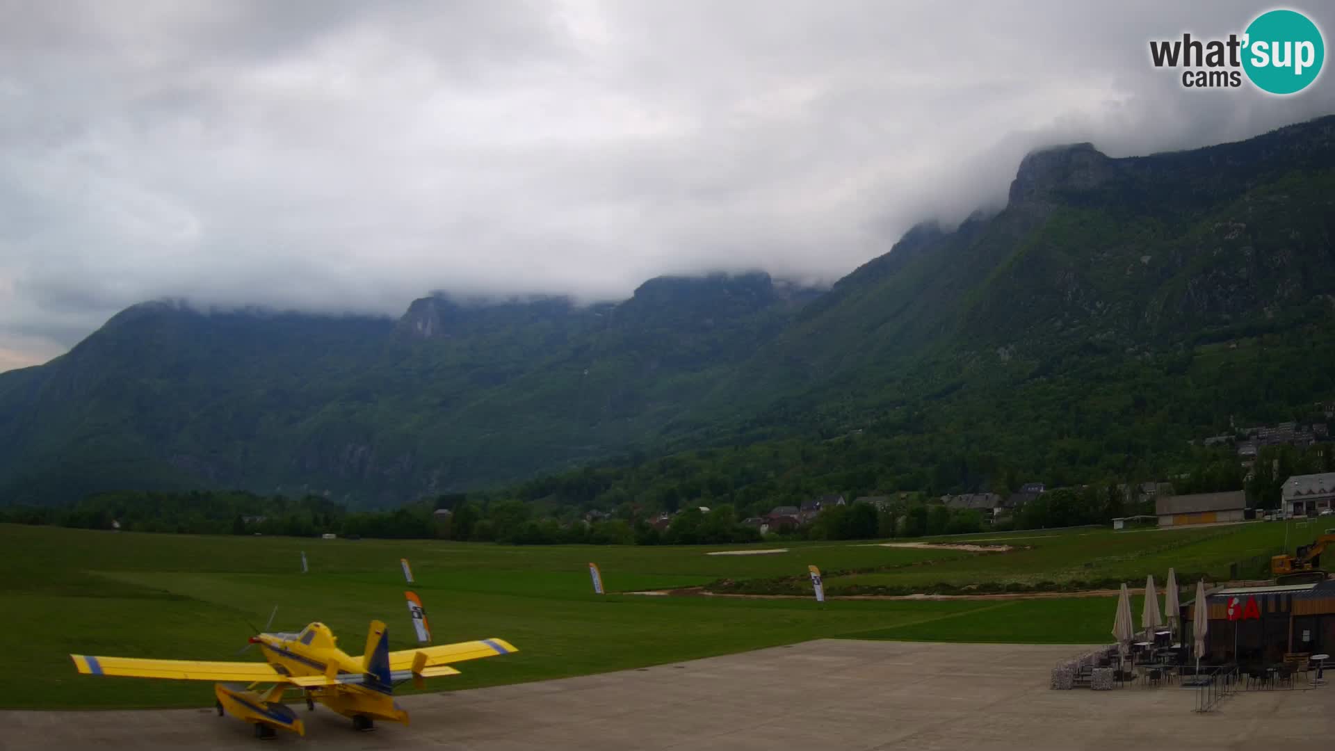 Cámara web en vivo Aeropuerto de Bovec – Vista a Kanin