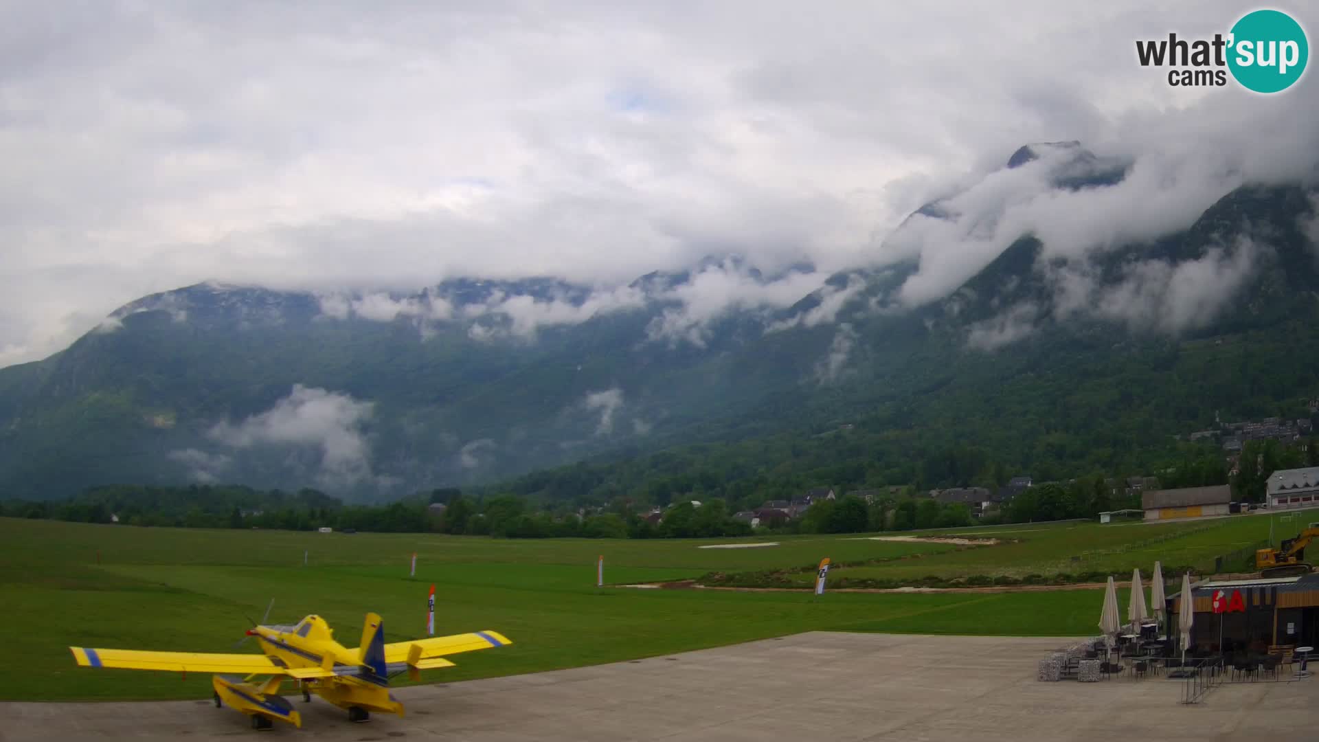 Live webcam Bovec airport – View to Kanin
