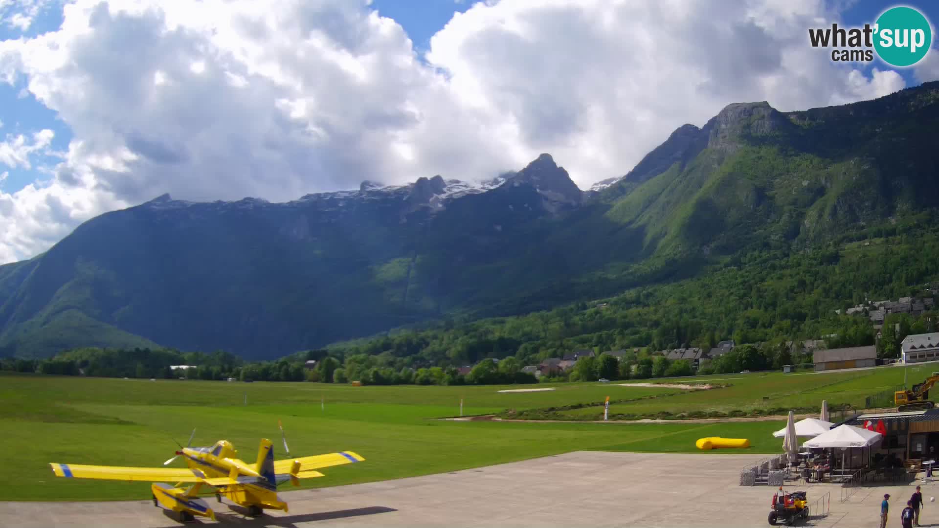 Live webcam Bovec airport – View to Kanin