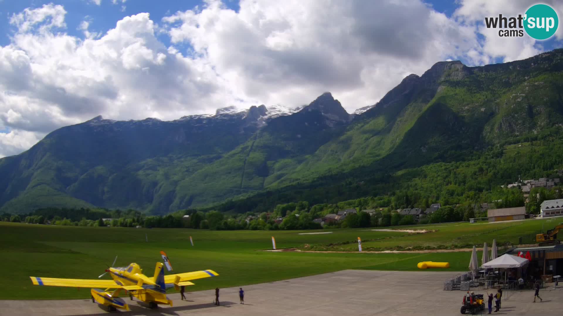 Cámara web en vivo Aeropuerto de Bovec – Vista a Kanin