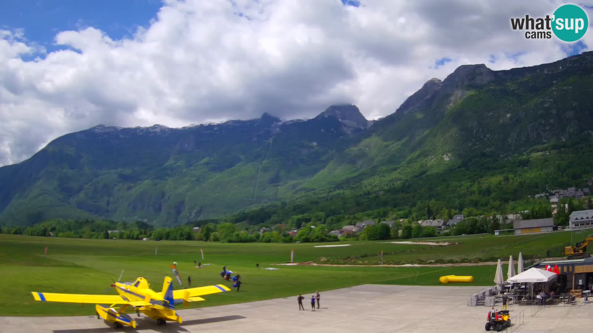 Webcam en direct Aéroport de Bovec – Vue sur Kanin