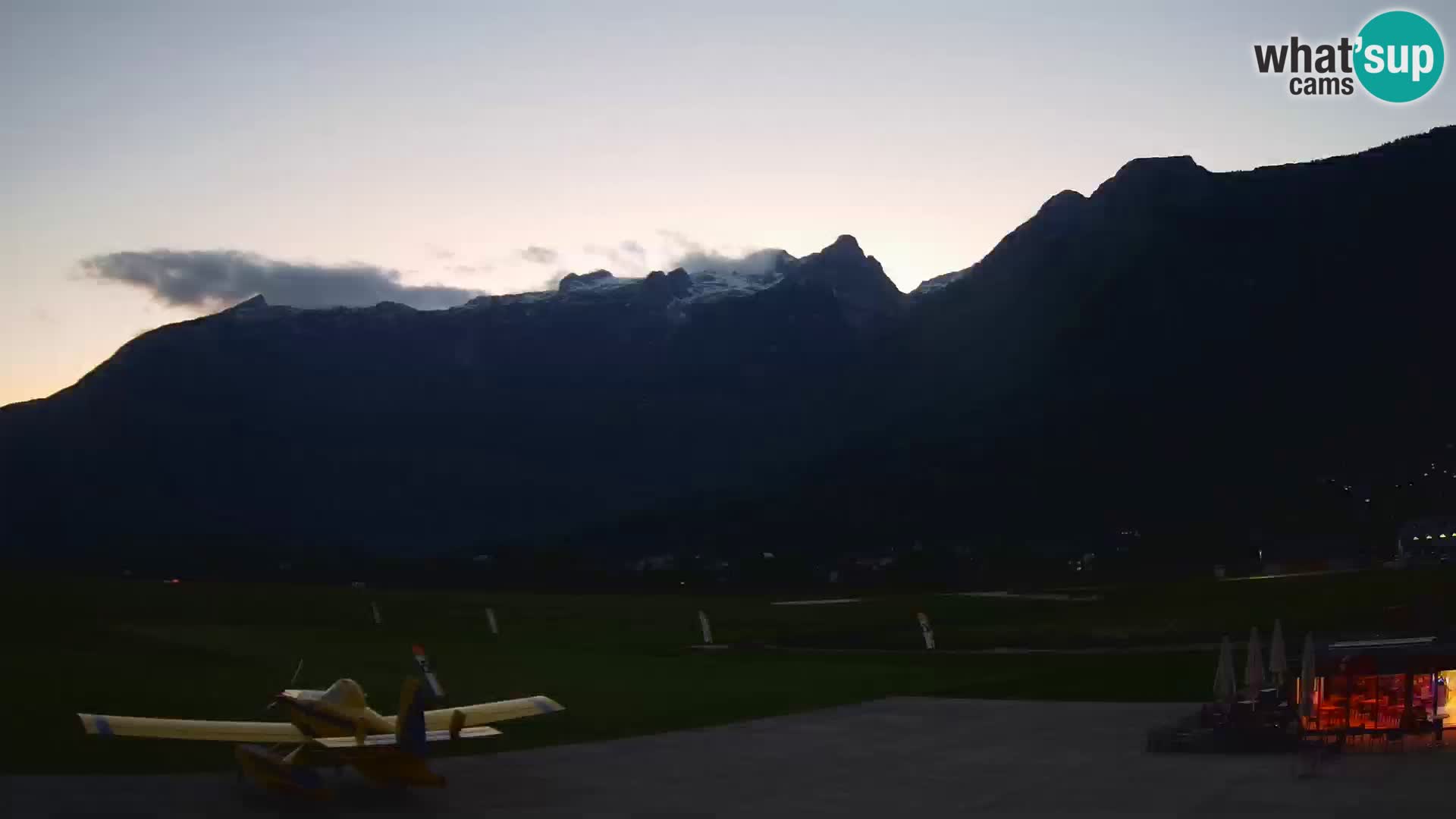 Webcam en direct Aéroport de Bovec – Vue sur Kanin