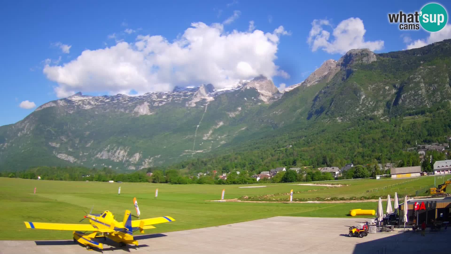 Webcam en direct Aéroport de Bovec – Vue sur Kanin