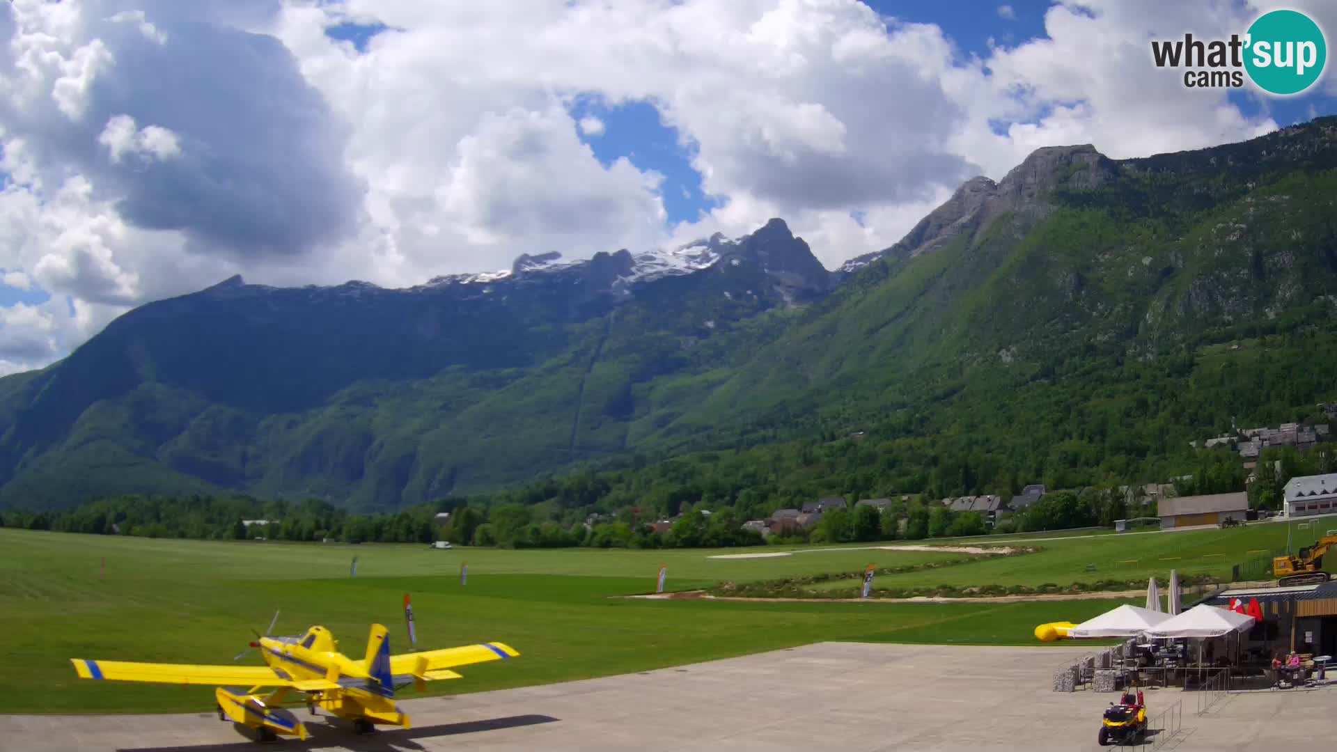 Cámara web en vivo Aeropuerto de Bovec – Vista a Kanin