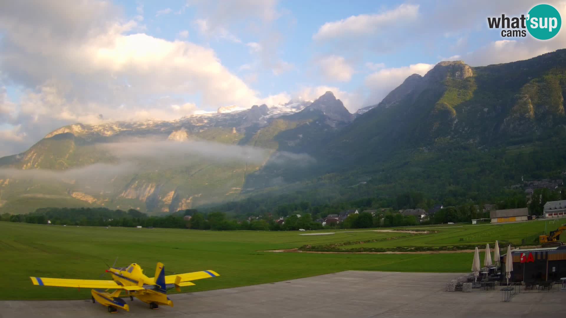 Cámara web en vivo Aeropuerto de Bovec – Vista a Kanin