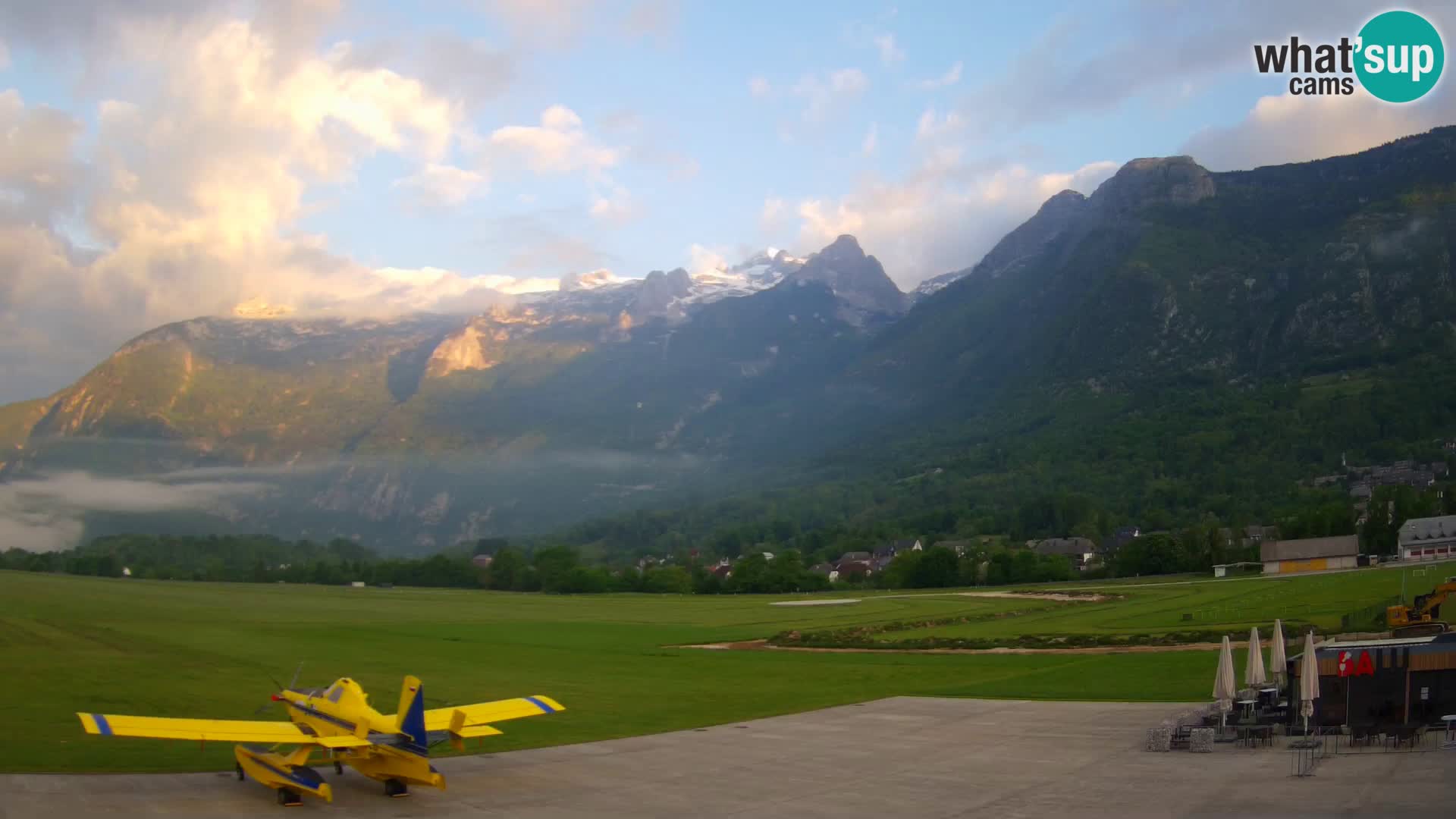 Cámara web en vivo Aeropuerto de Bovec – Vista a Kanin