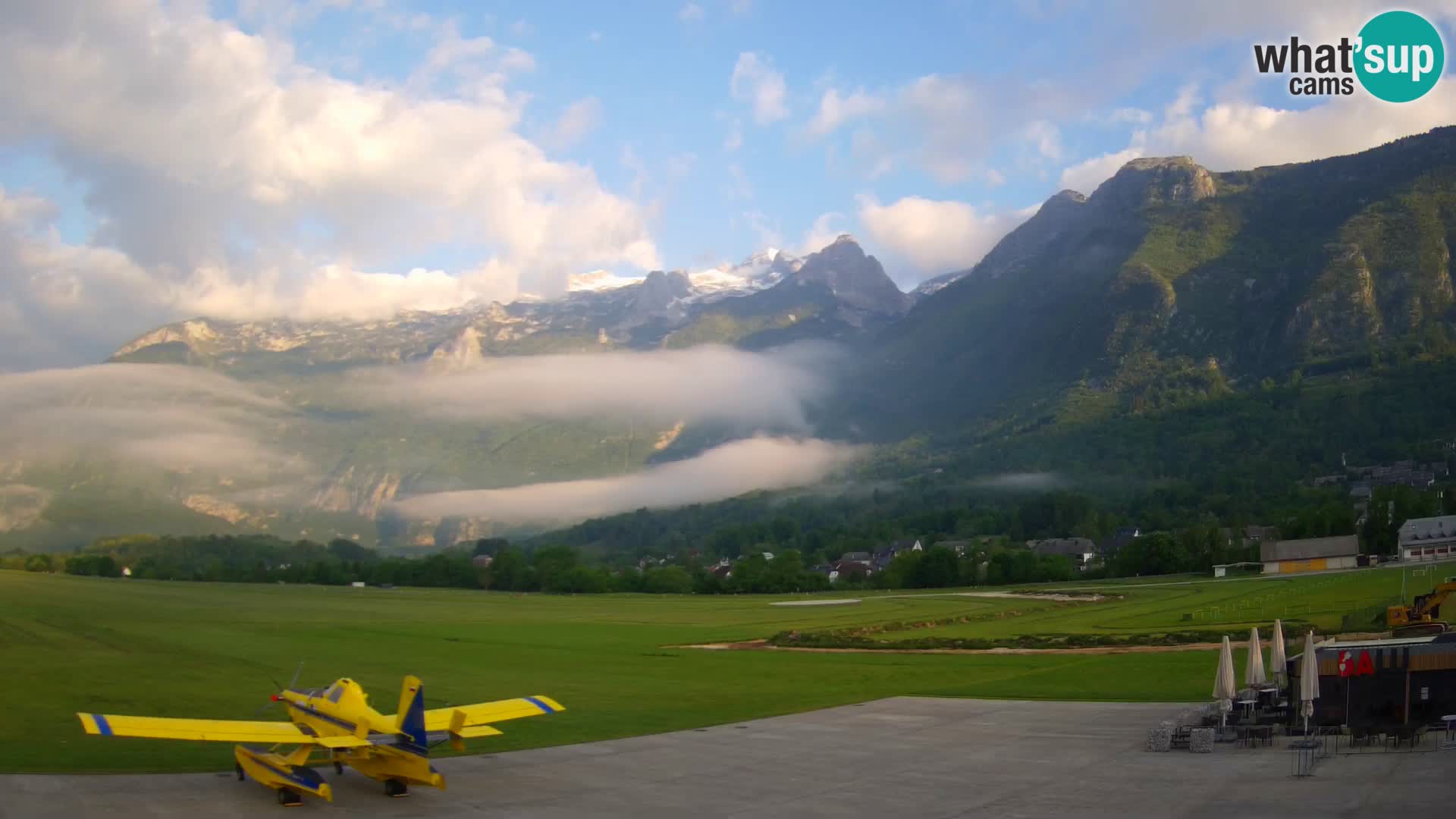 Cámara web en vivo Aeropuerto de Bovec – Vista a Kanin