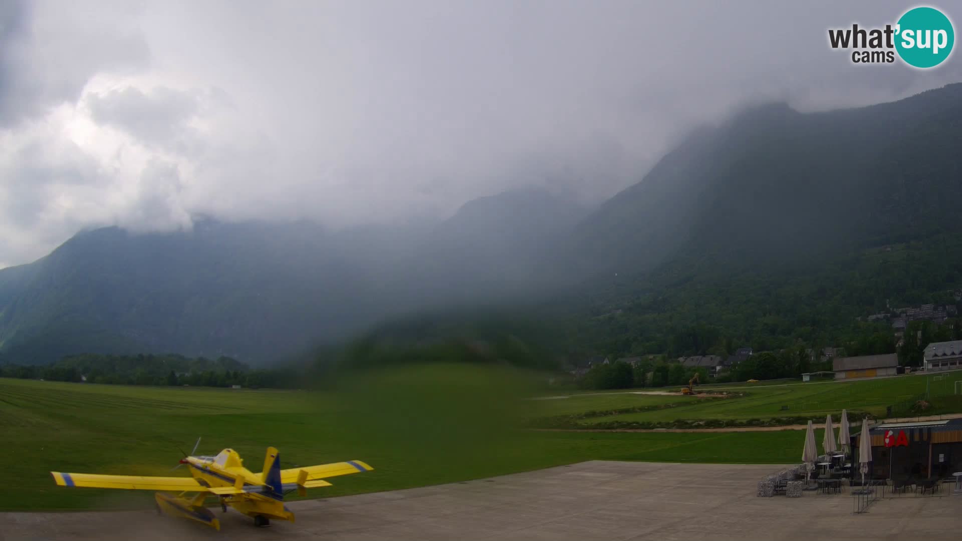 Live webcam Bovec airport – View to Kanin