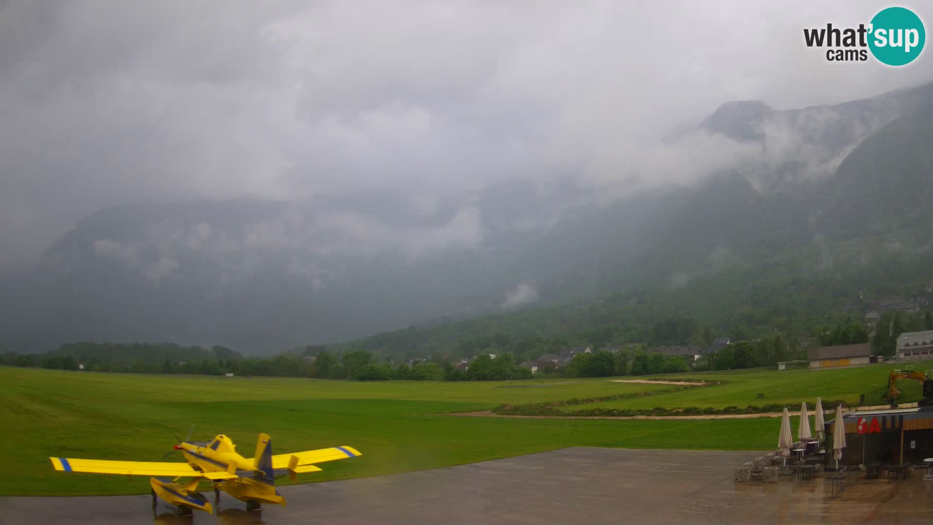Cámara web en vivo Aeropuerto de Bovec – Vista a Kanin