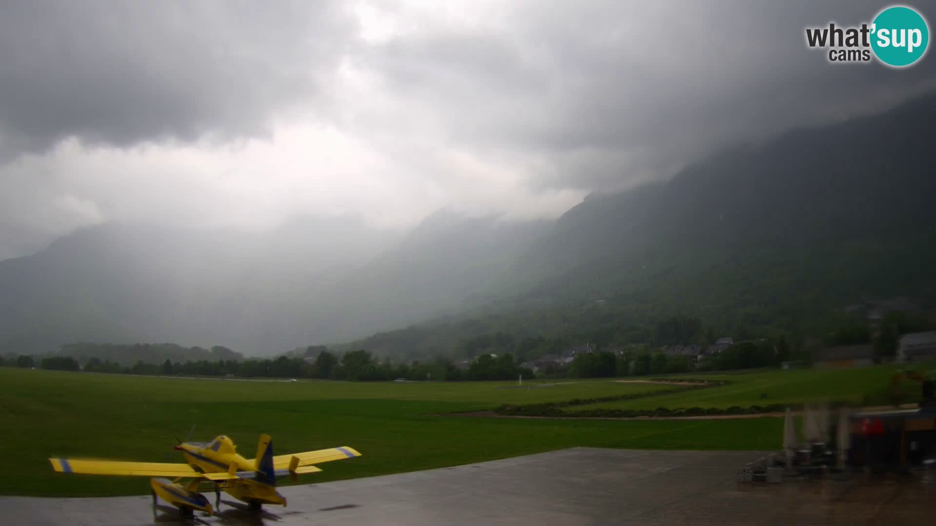 Cámara web en vivo Aeropuerto de Bovec – Vista a Kanin