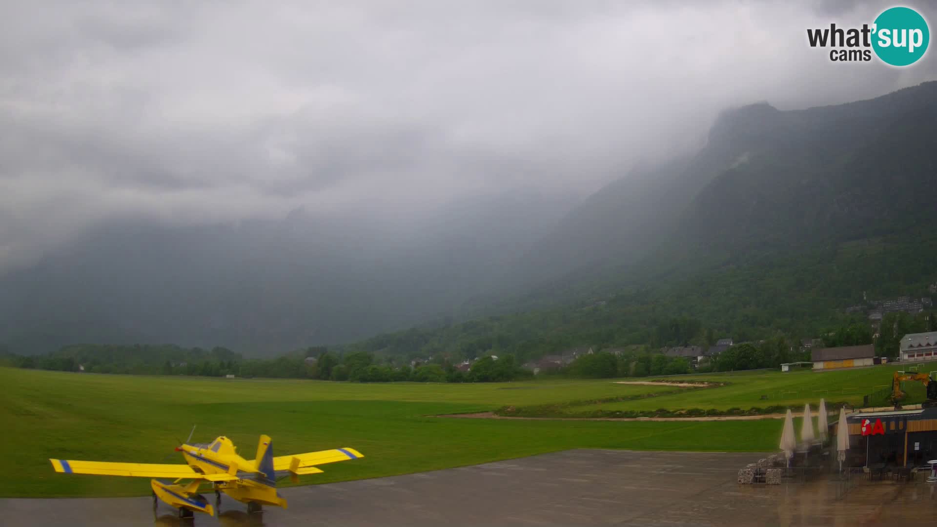 Live webcam Bovec airport – View to Kanin