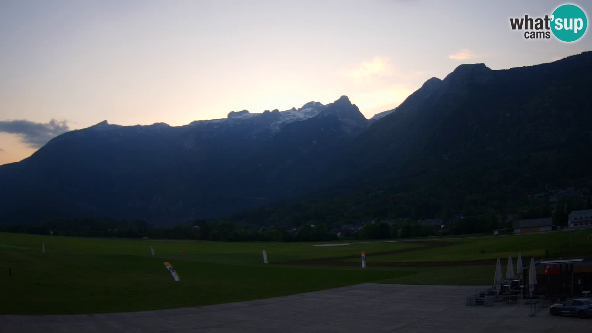 Webcam en direct Aéroport de Bovec – Vue sur Kanin