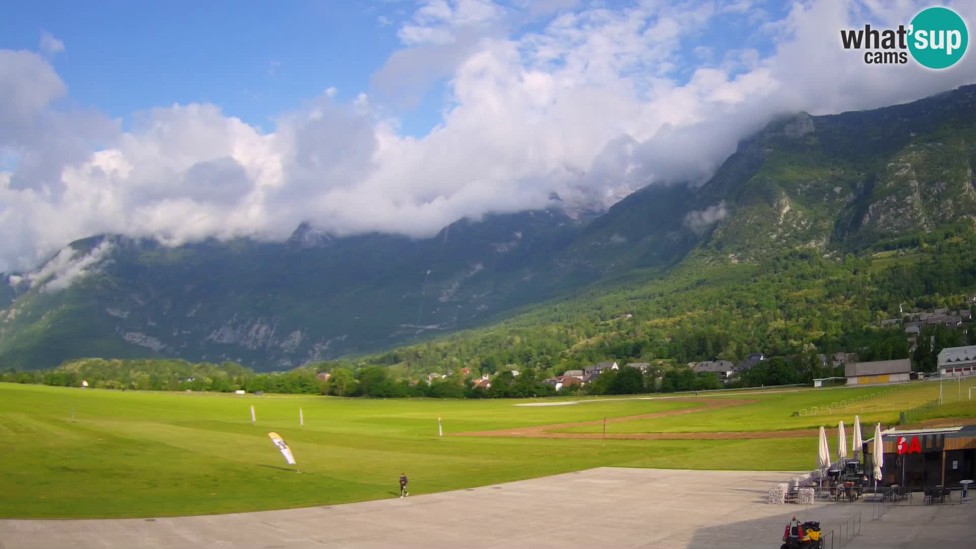 Cámara web en vivo Aeropuerto de Bovec – Vista a Kanin
