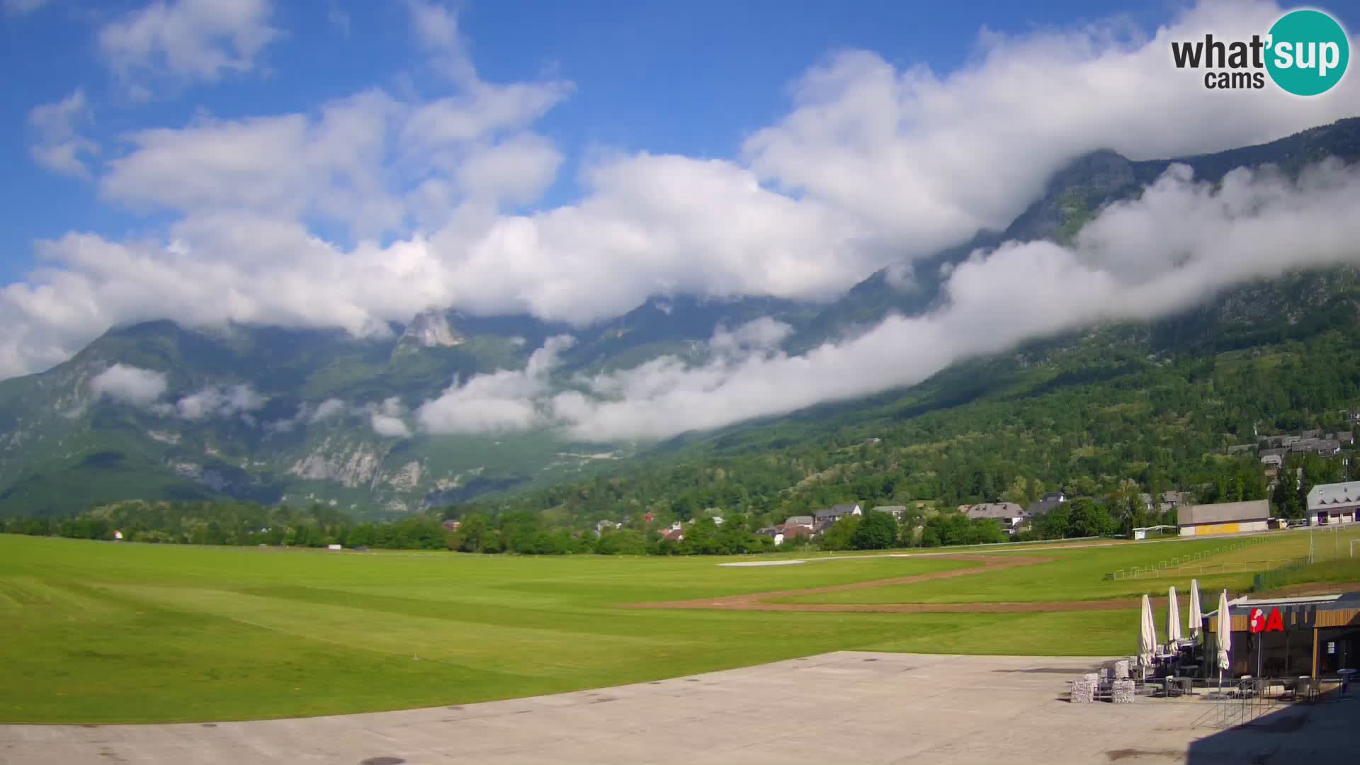 Webcam en direct Aéroport de Bovec – Vue sur Kanin